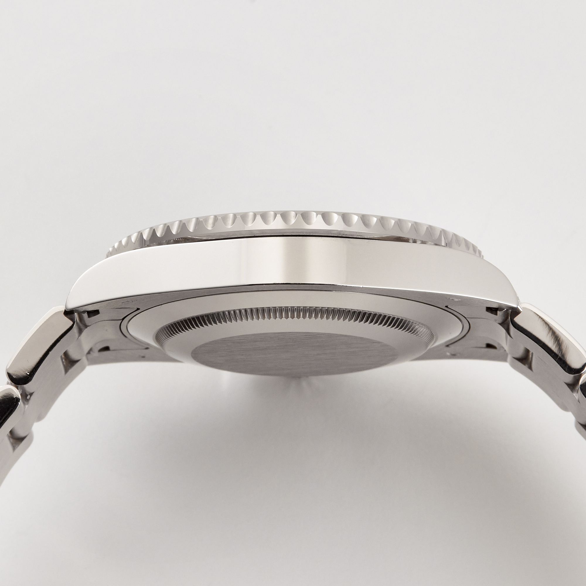 Submariner  Date White Gold Diamond Blue Dial 40mm Product Image 5