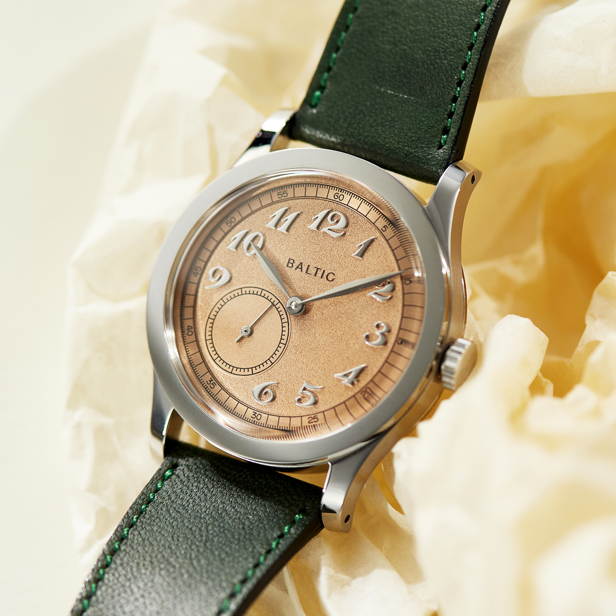 MR01 Steel Salmon Dial 36mm Product Image