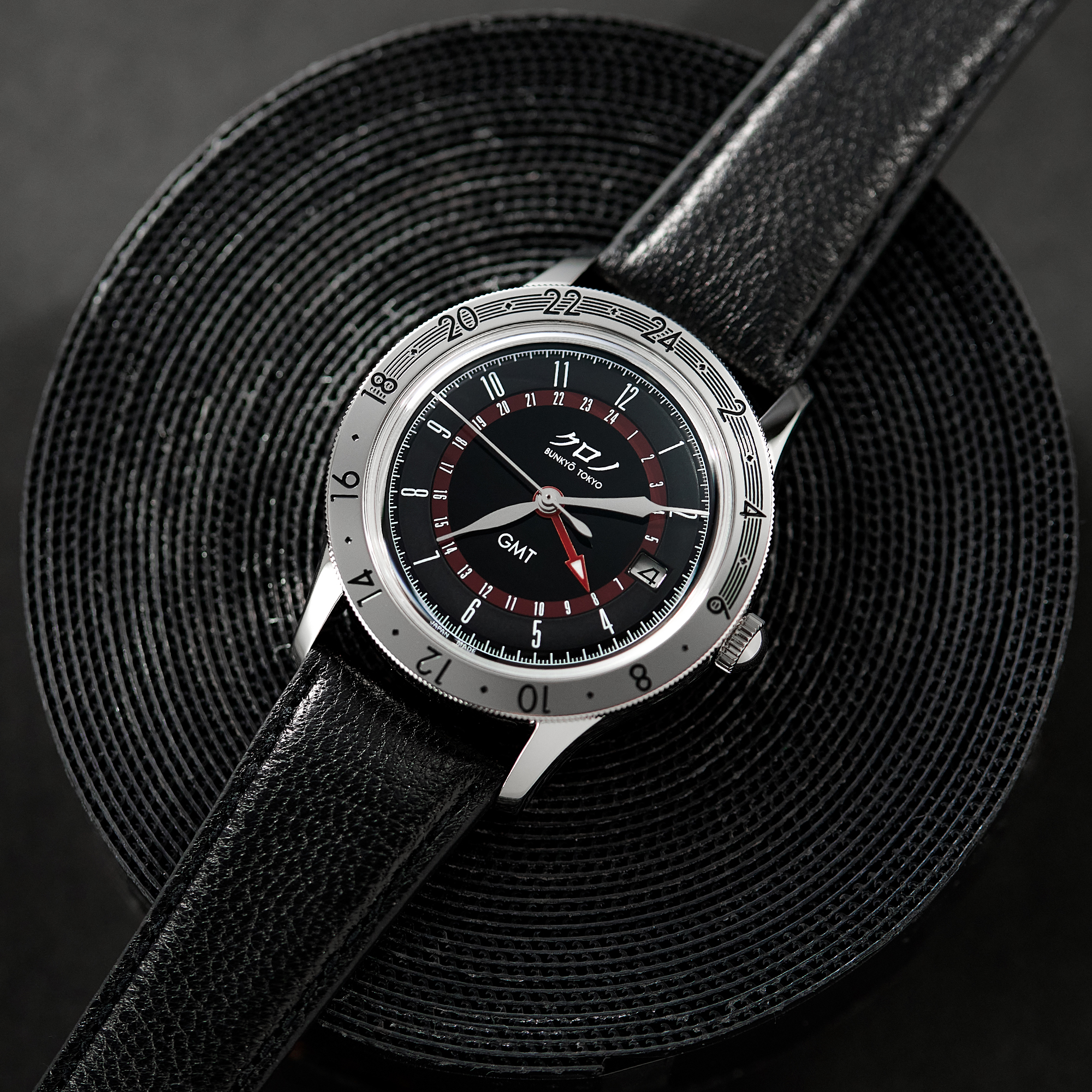 GMT 1 Steel Black Dial 38mm Product Image 18