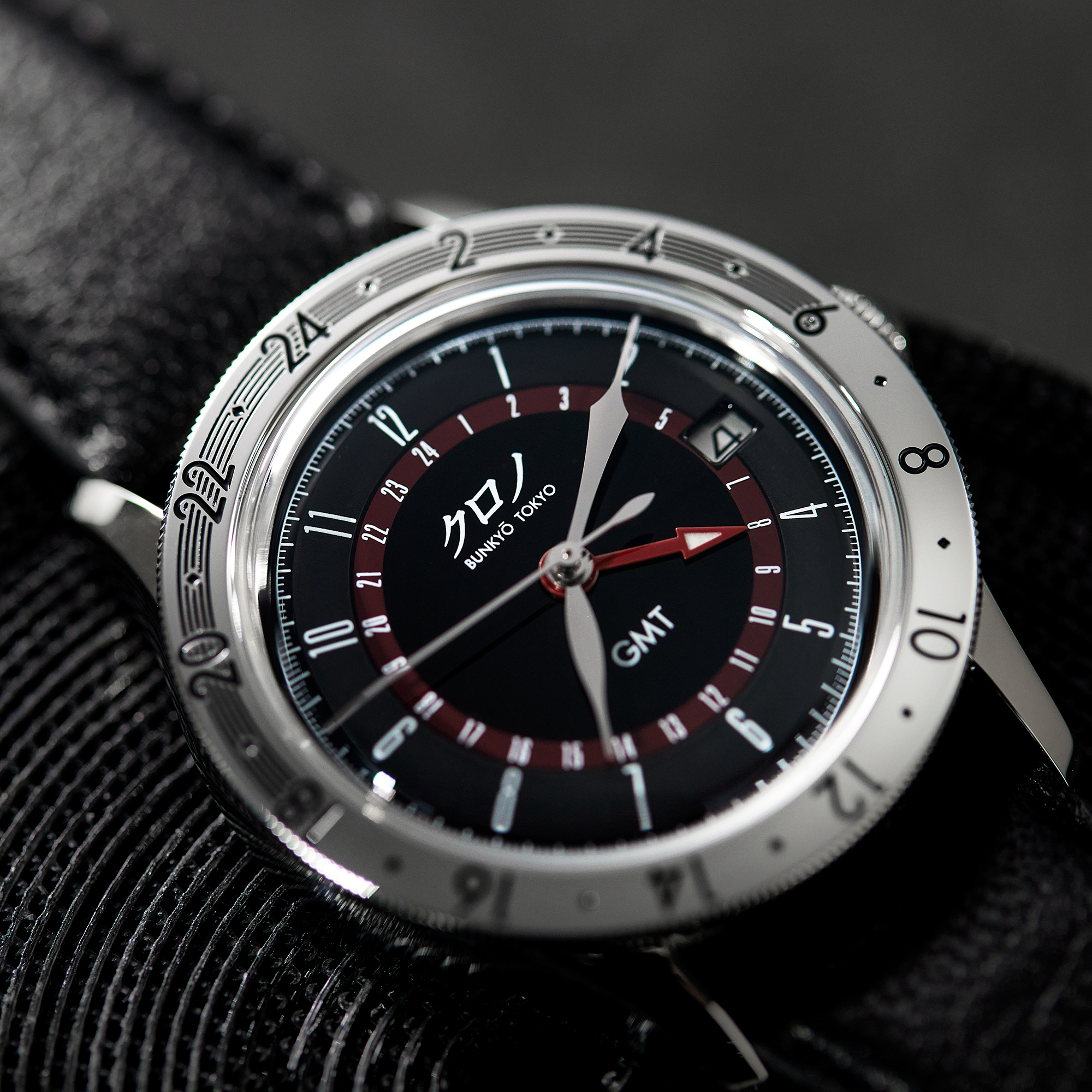 GMT 1 Steel Black Dial 38mm Product Image 19