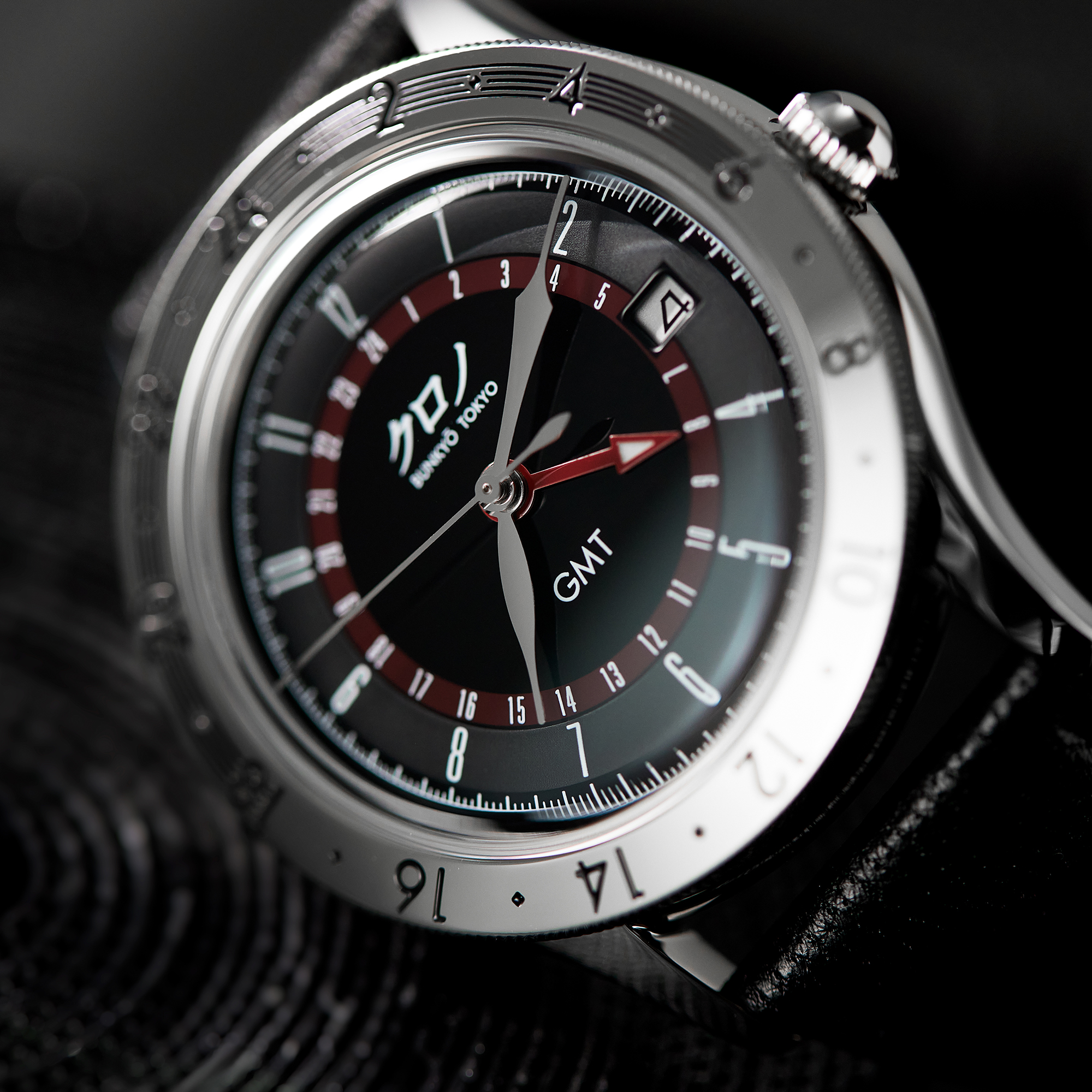 GMT 1 Steel Black Dial 38mm Product Image 20