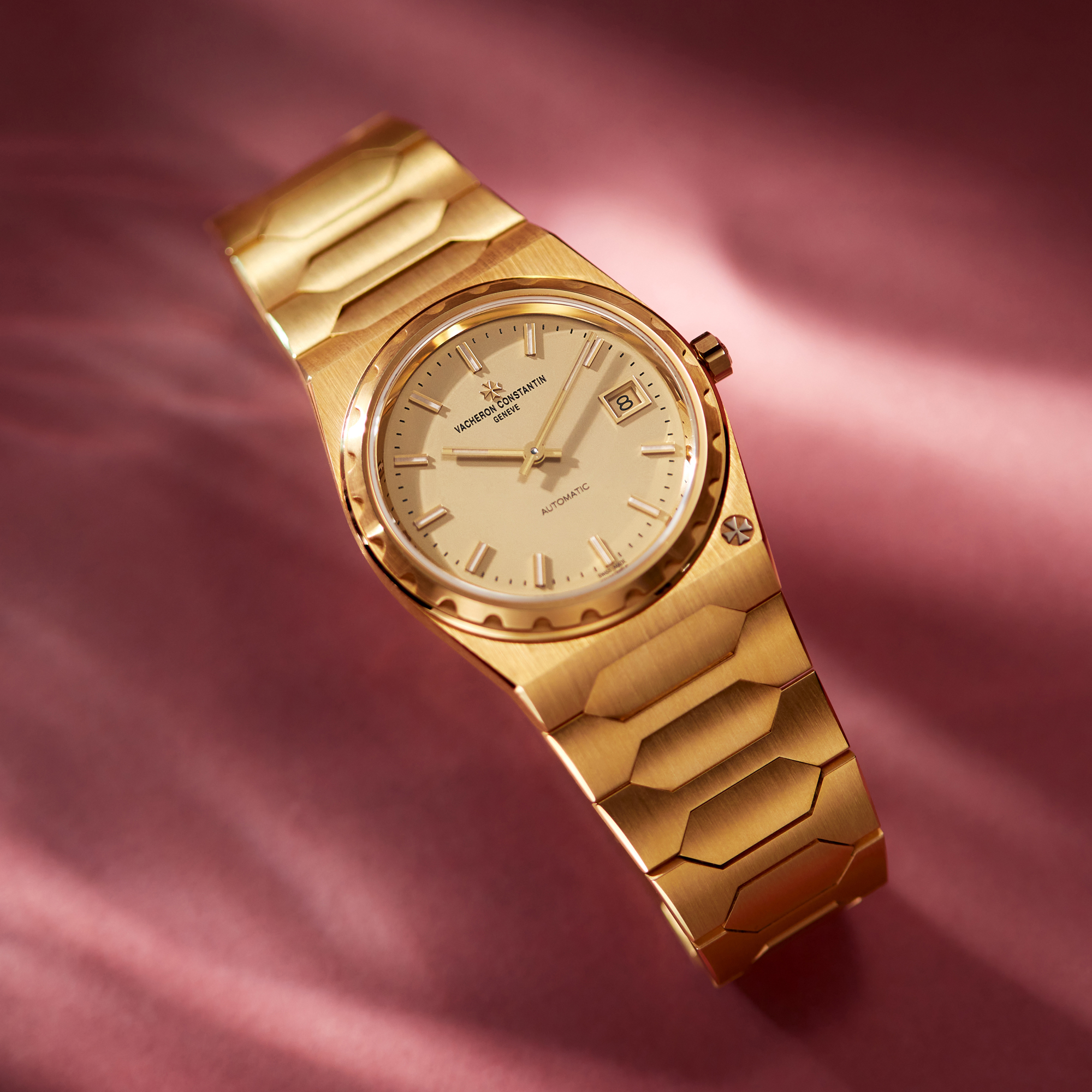 Historiques 222 Yellow Gold Champagne Dial 37mm Product Image