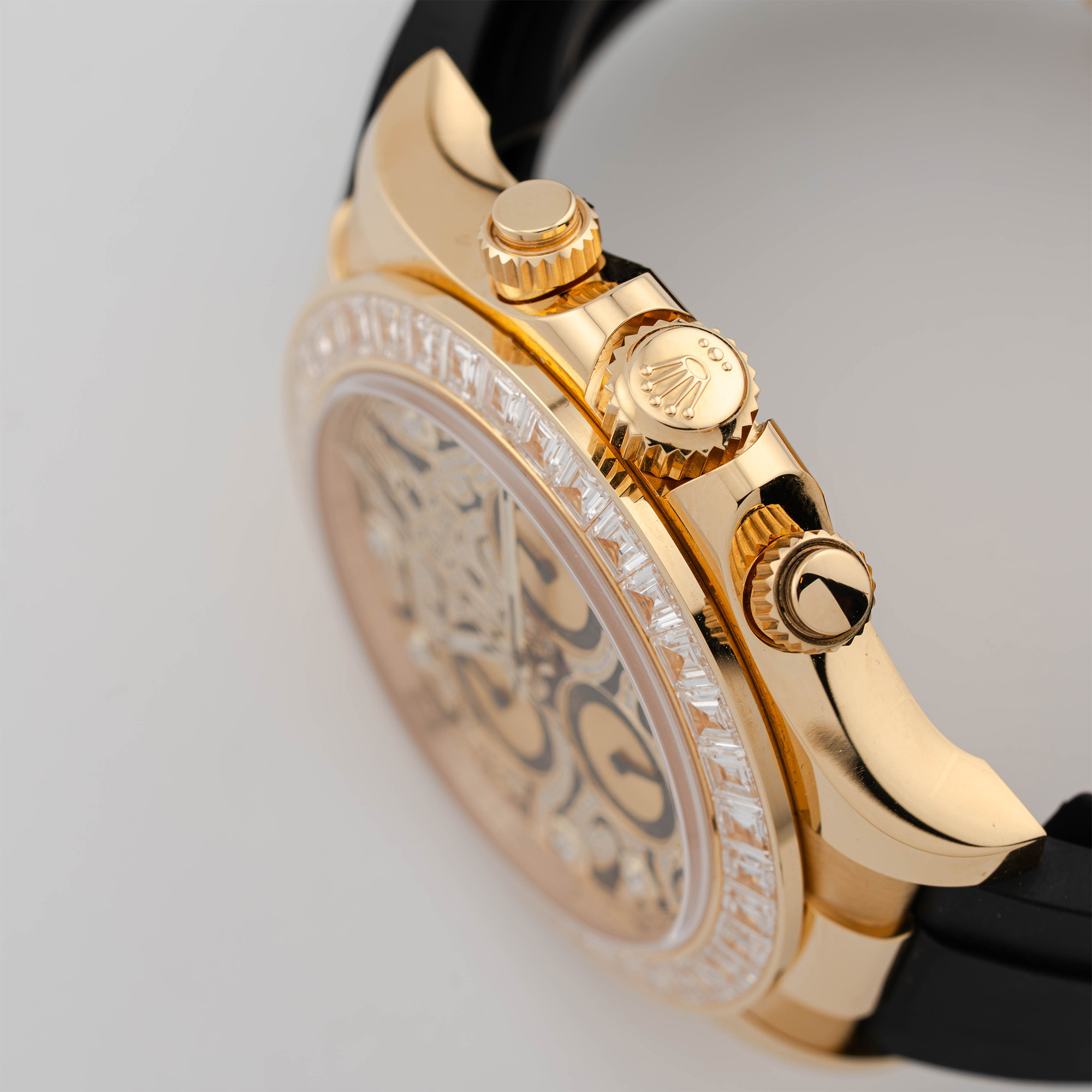 Daytona Yellow Gold Diamond Oysterflex "Eye of the Tiger" 40mm Product Image 3