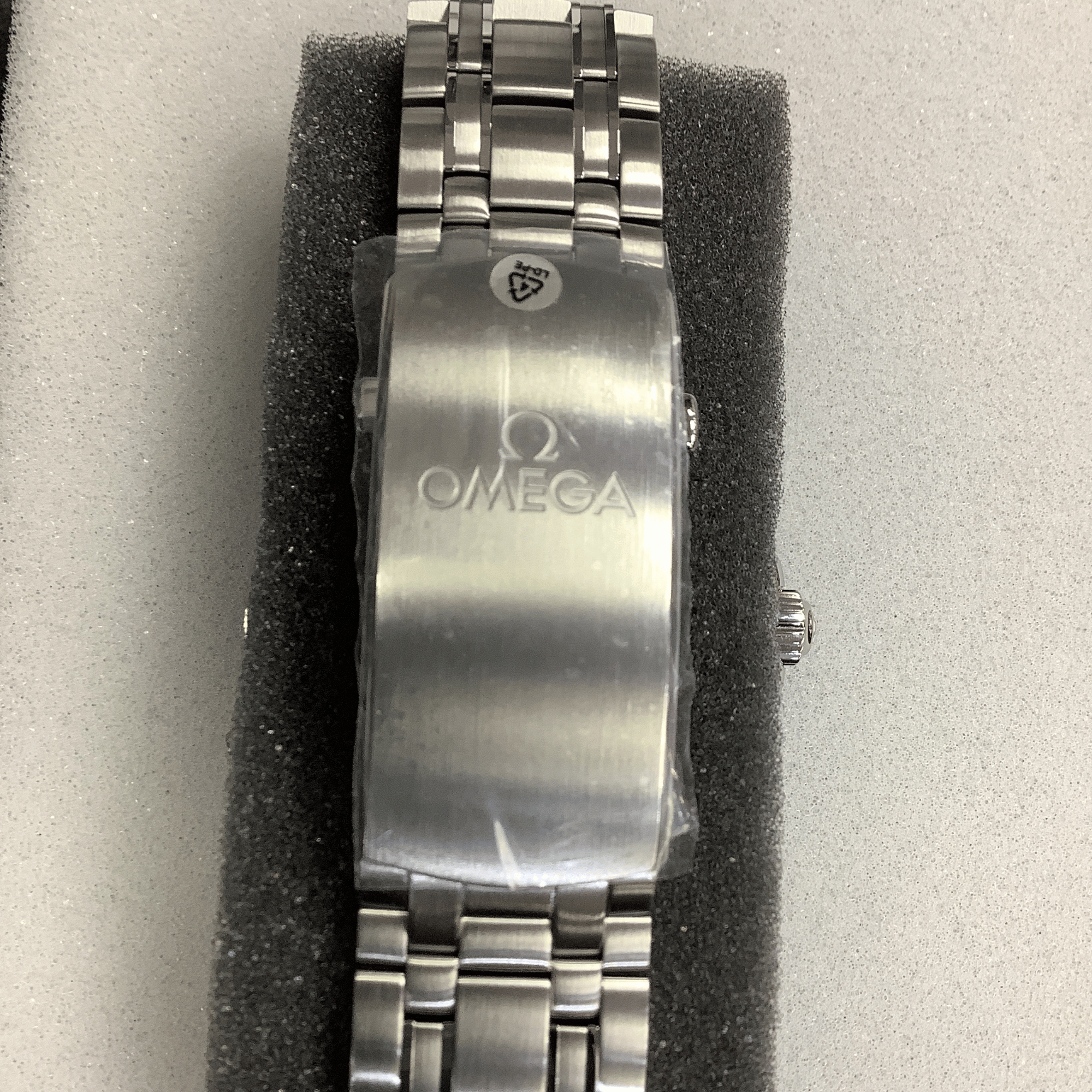 Seamaster Diver 300m Steel Black Dial 42mm Product Image 2