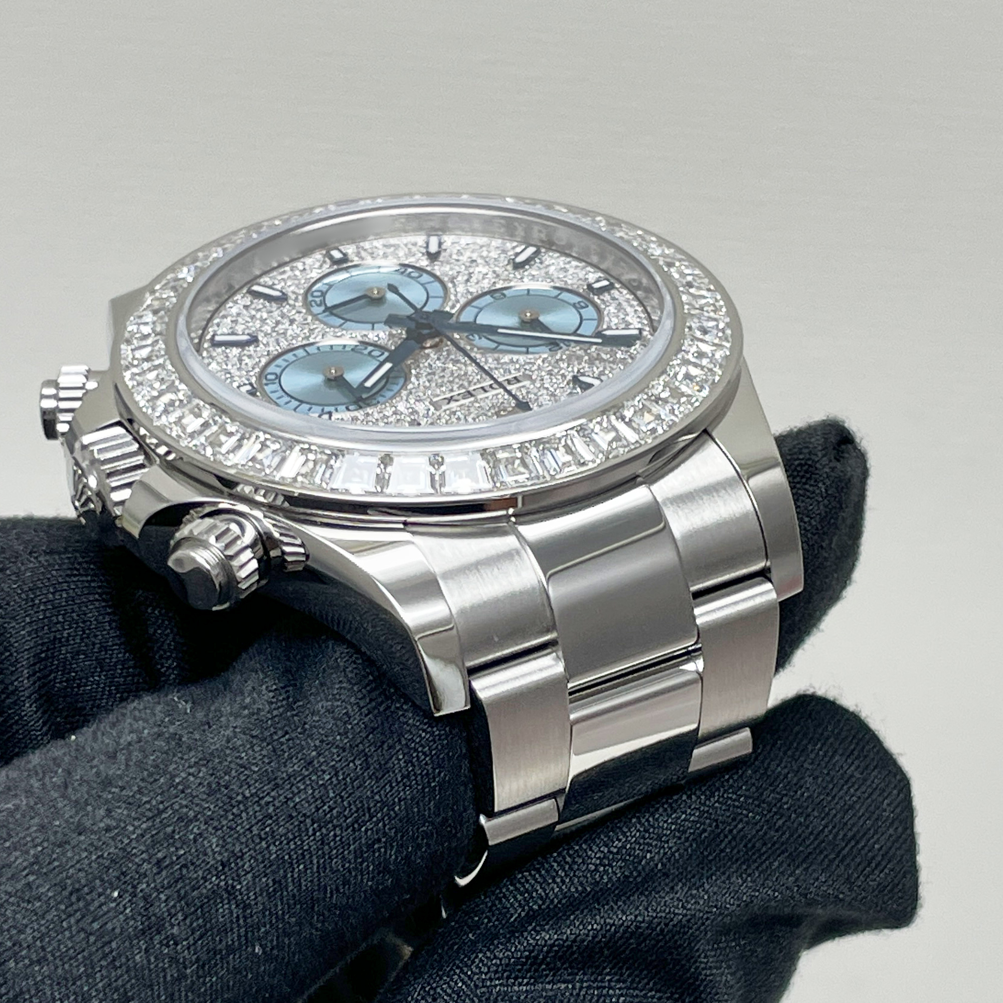 Daytona Platinum Diamond Pave Dial 40mm Product Image 5