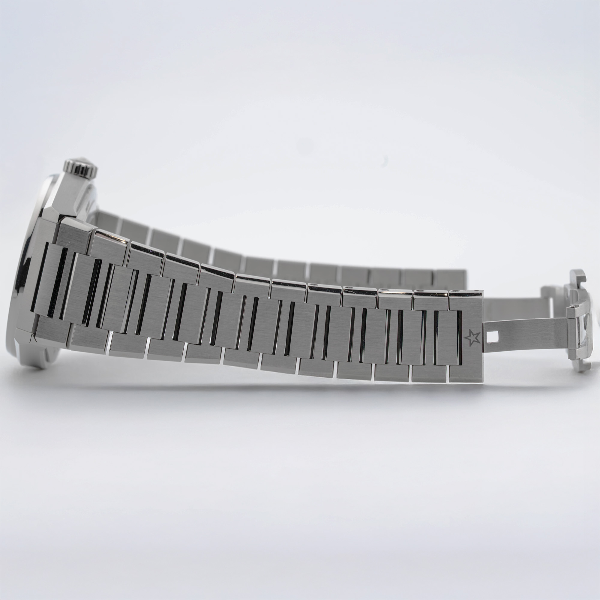 Defy Classic Titanium Skeleton Dial 41mm Product Image 11