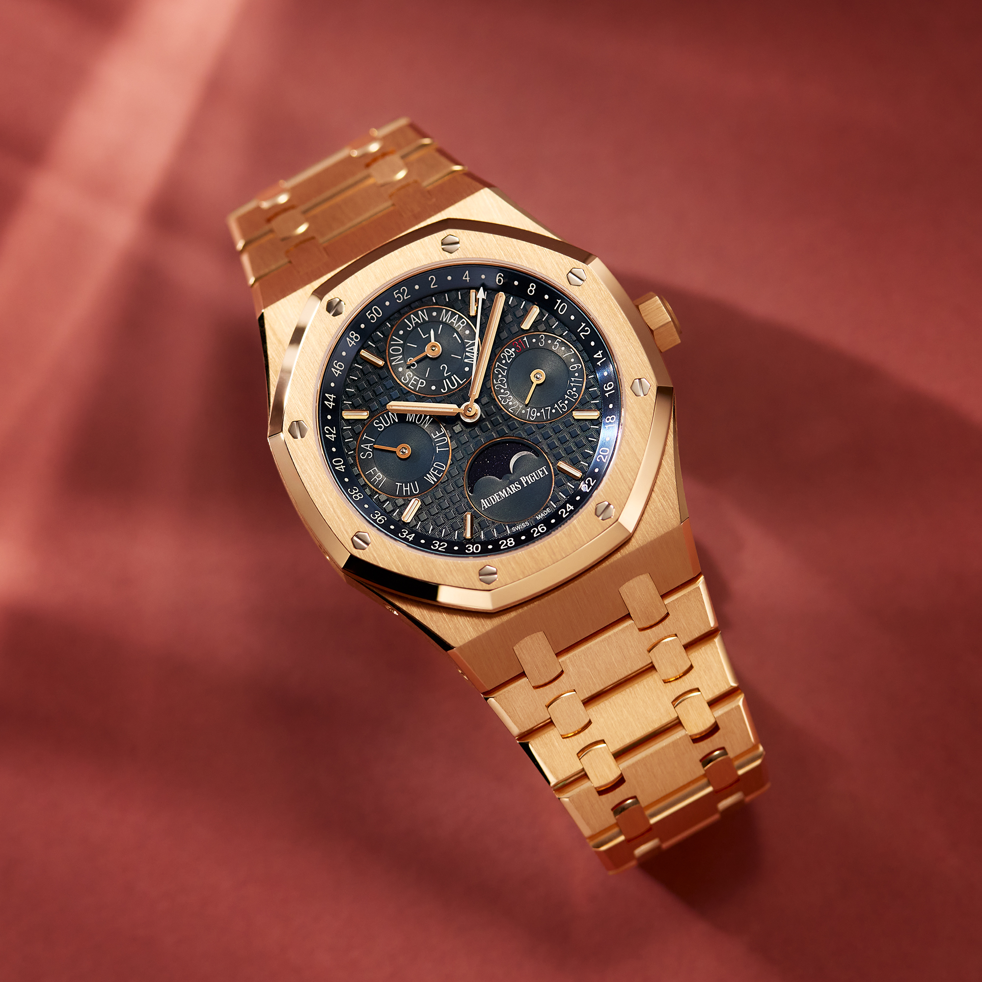 Royal Oak Perpetual Calendar Rose Gold Blue Dial 41mm Product Image 11
