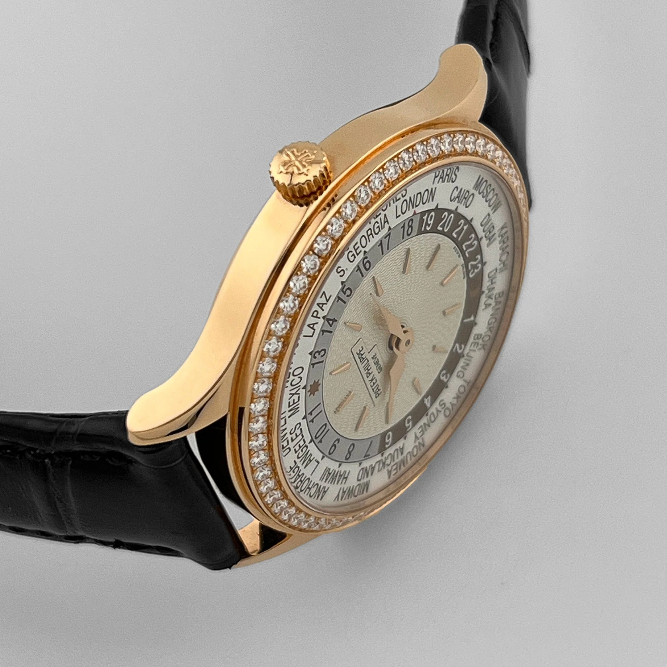 Complications World Time Beijing Rose Gold 36mm Product Image 2