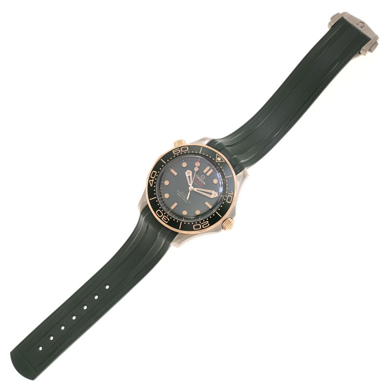 Seamaster Diver 300m Bronze Gold & Titanium Green Dial 42mm Product Image 3