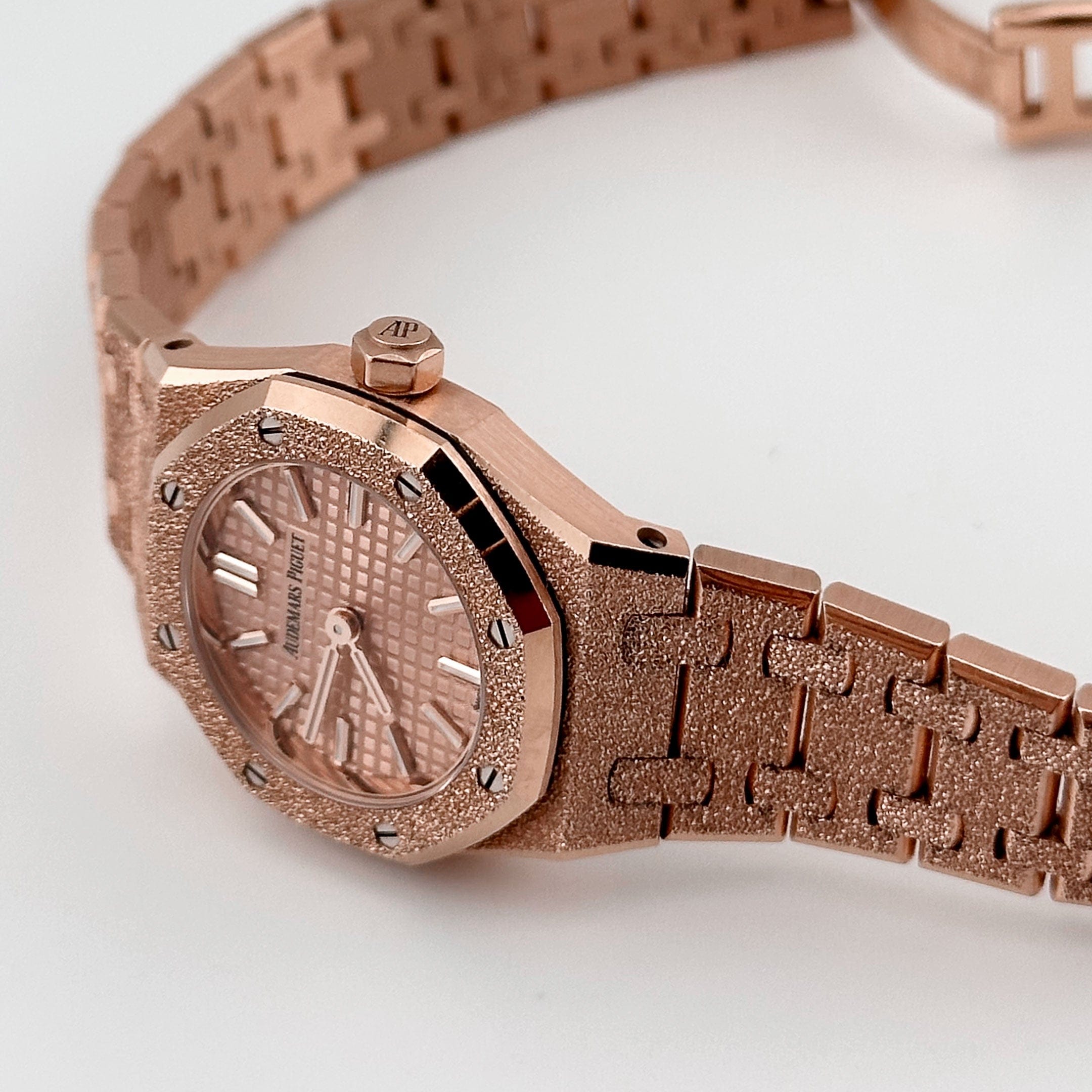 Royal Oak Mini Frosted Rose Gold Pink Dial 23mm Product Image 2