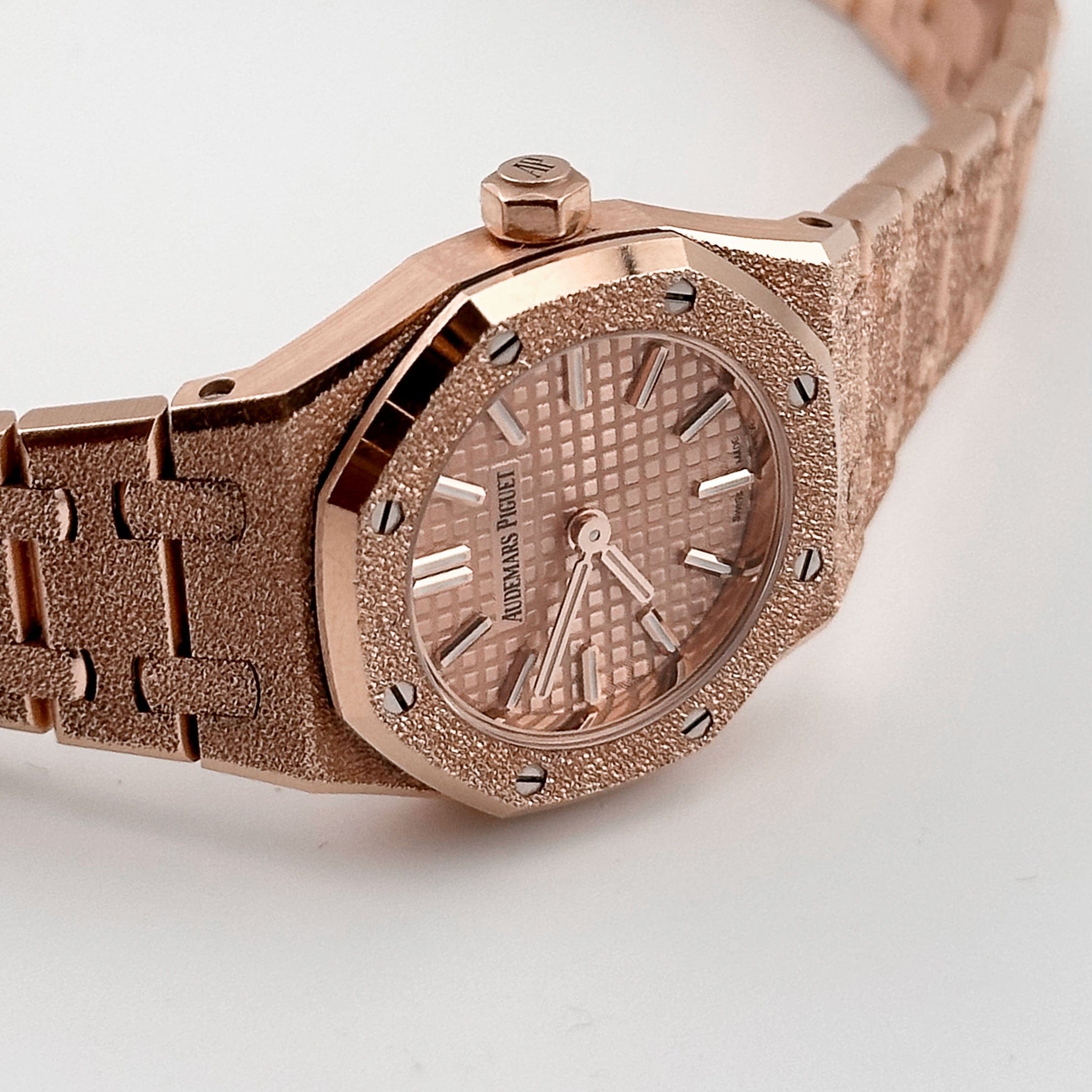 Royal Oak Mini Frosted Rose Gold Pink Dial 23mm Product Image 3