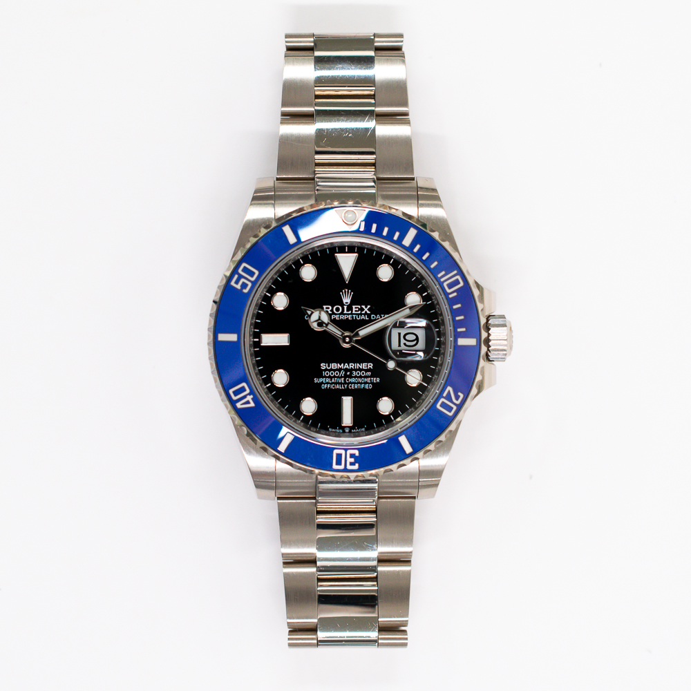 Submariner Date White Gold Black Dial 41mm Product Image 1