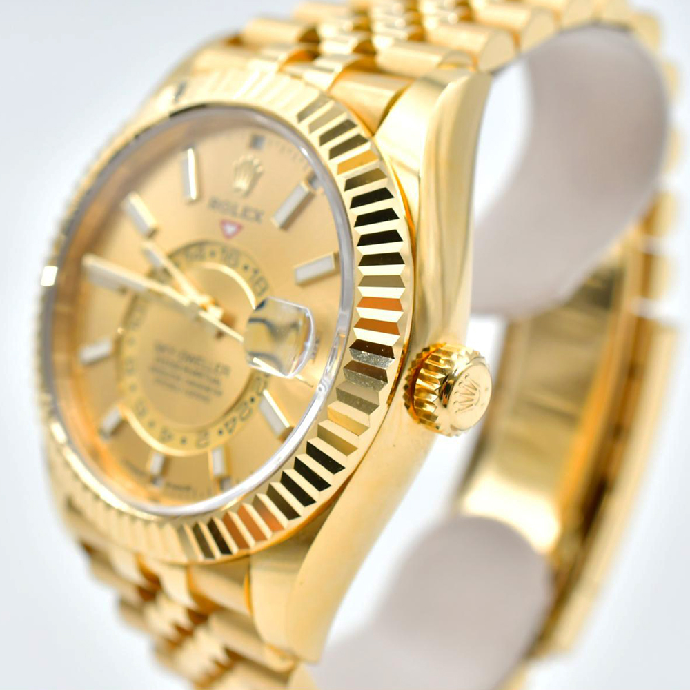Sky-Dweller Yellow Gold Jubilee Champagne Dial 42mm Product Image 3