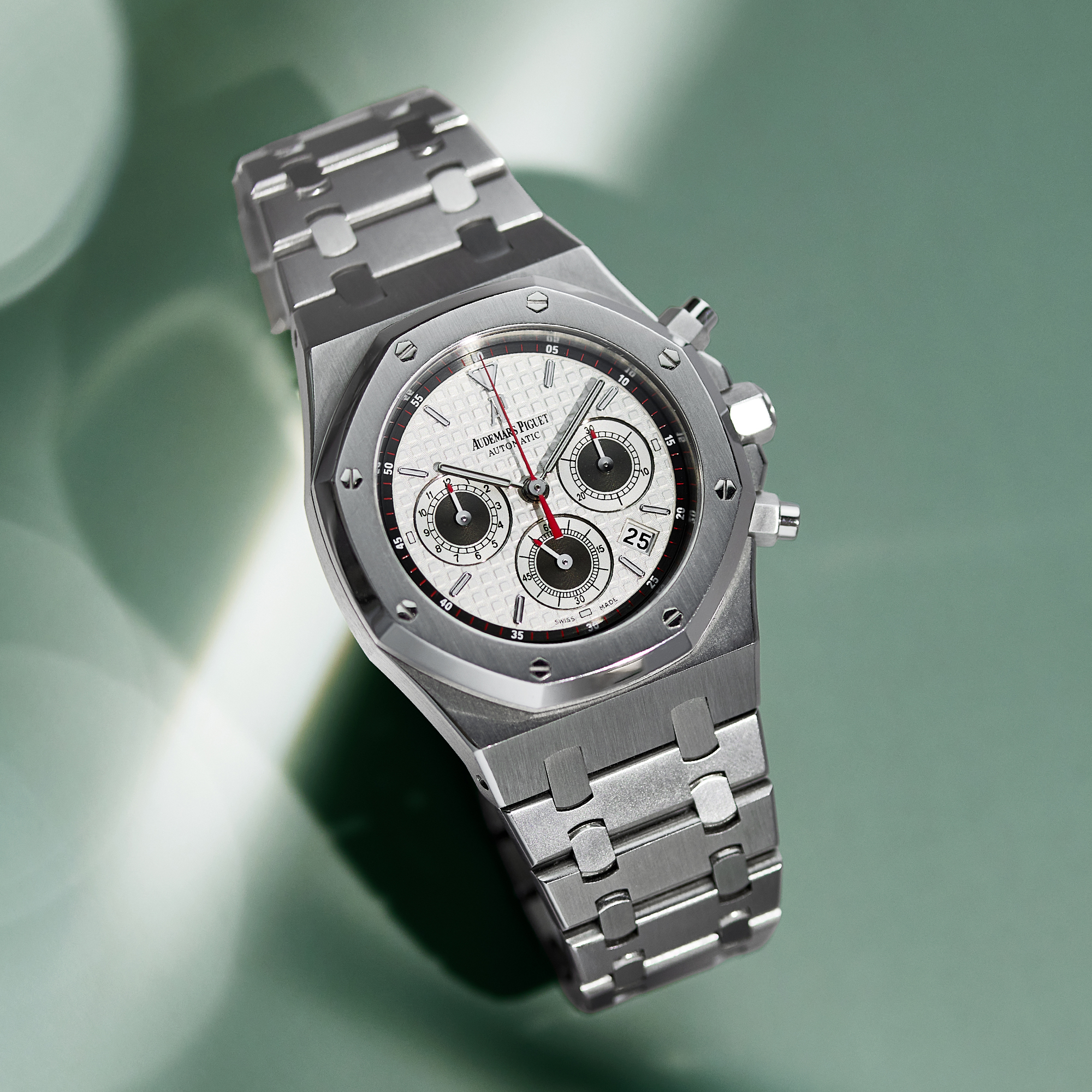 Royal Oak Chronograph Steel Silver Dial 39mm Product Image 13