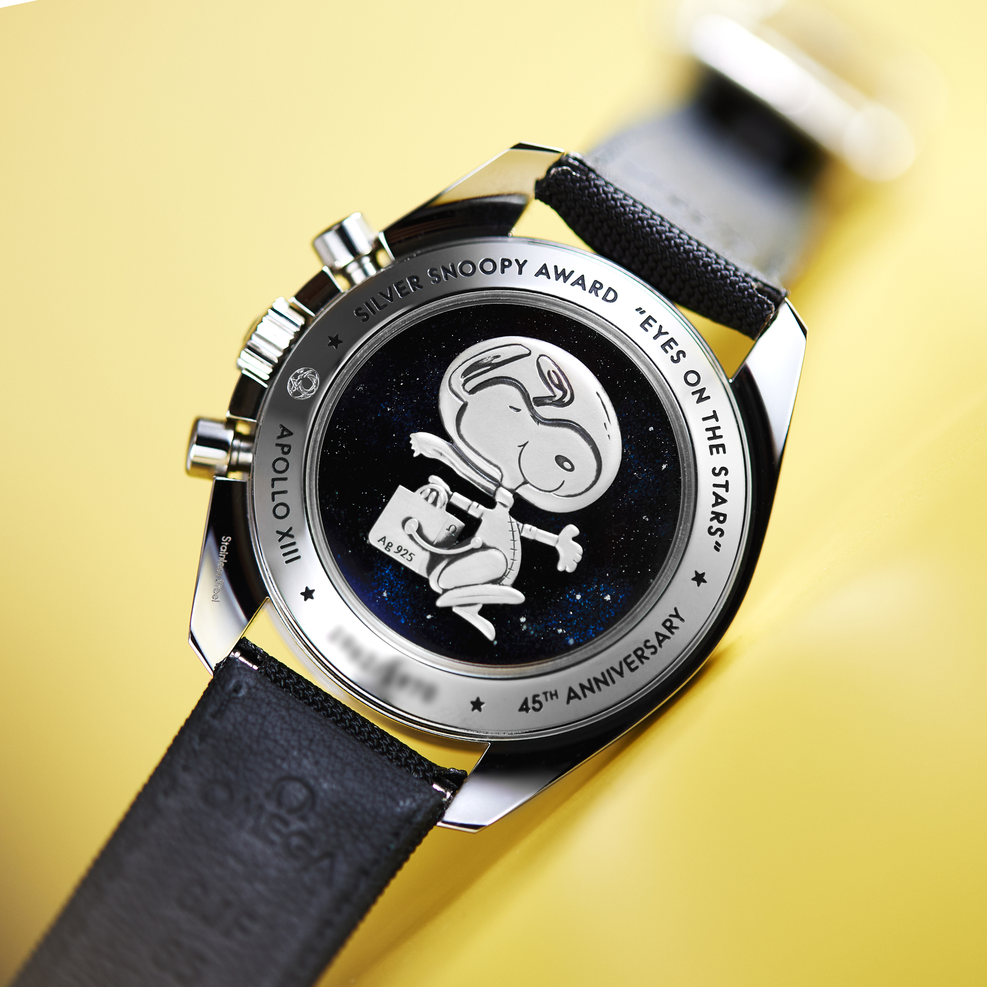 Speedmaster Professional Moonwatch "Silver Snoopy Award" Steel White Dial 42mm Product Image