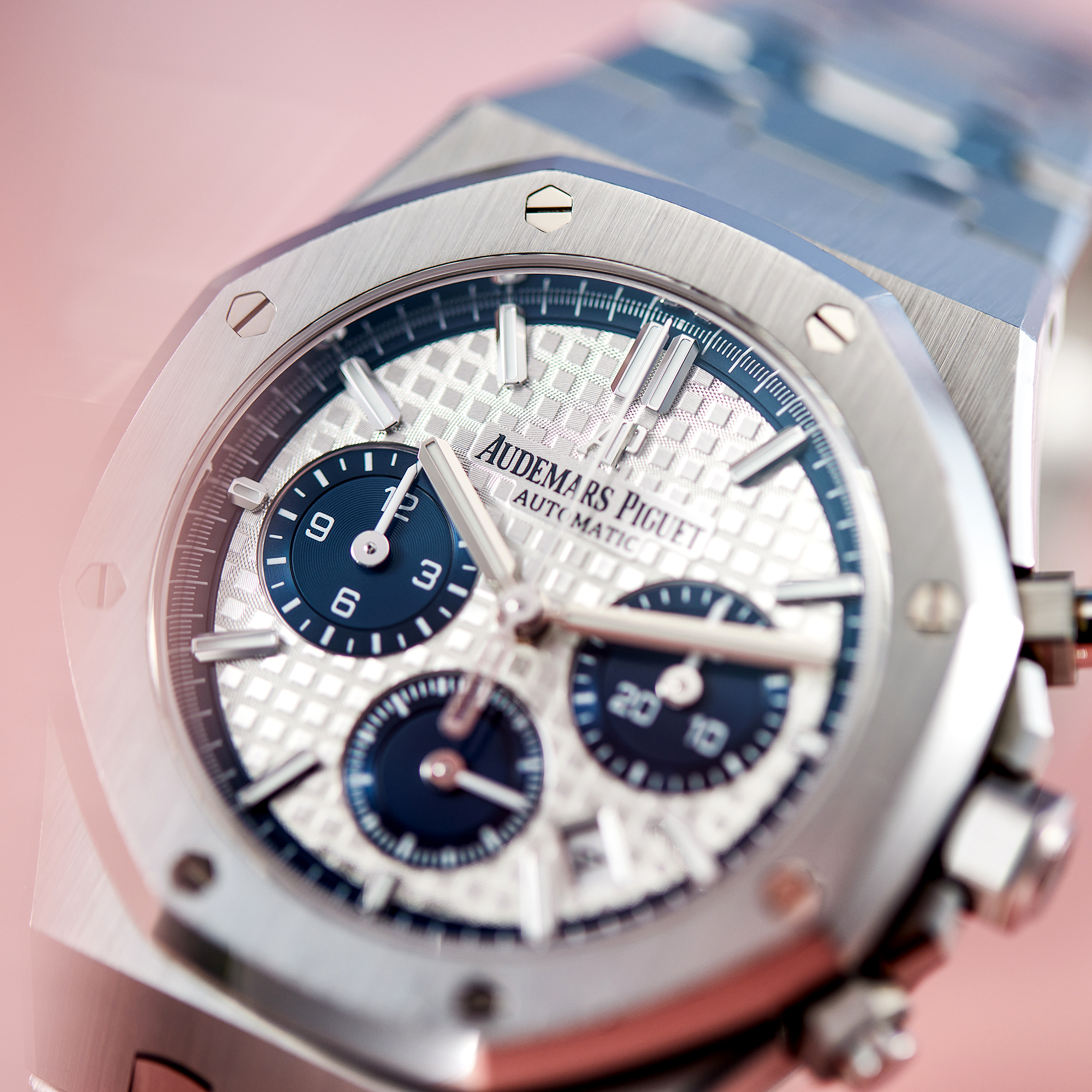Royal Oak Chronograph Steel Silver Dial 38mm Product Image