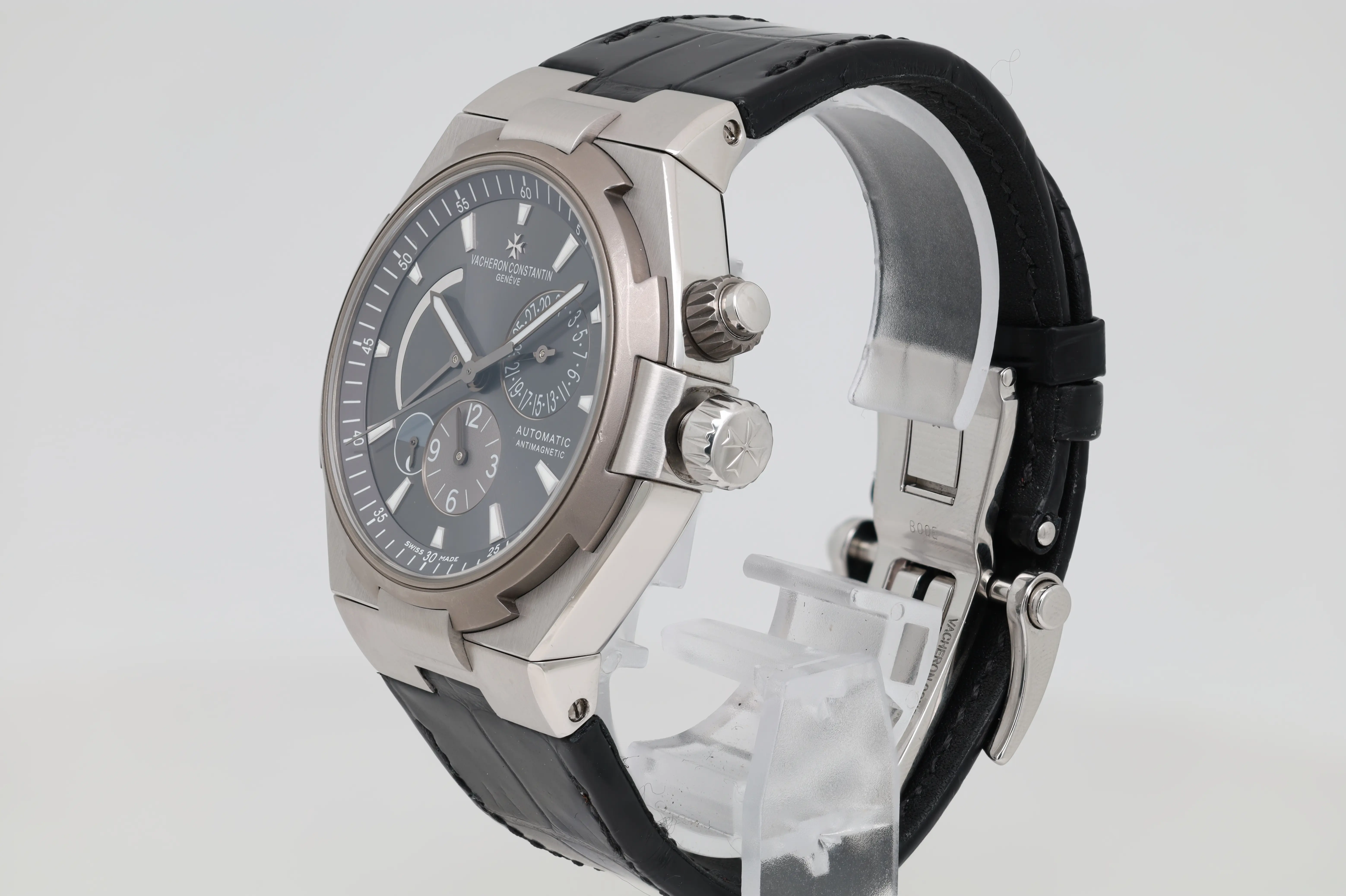 Overseas Dual Time Titanium & Steel Grey Dial 42mm Product Image 2