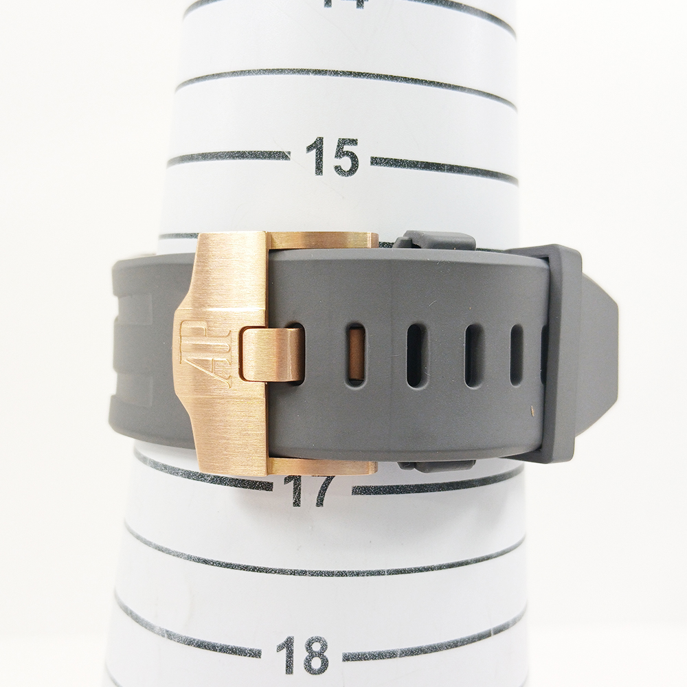 Royal Oak Offshore Rose Gold Black Dial 44mm Product Image 5