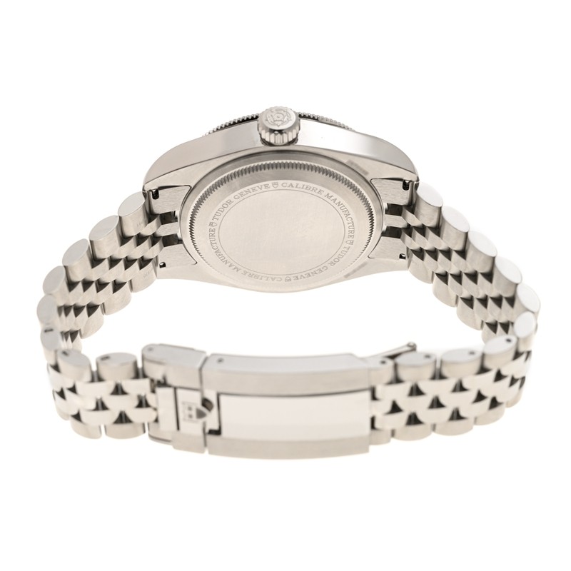 Black Bay Master Chronometer Steel Black Dial 41mm Product Image 4