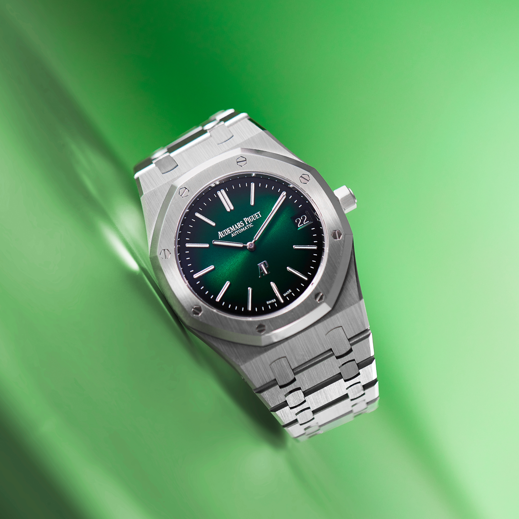 Royal Oak "Jumbo" Extra-Thin "50th Anniversary" Platinum Green Dial 39mm Product Image