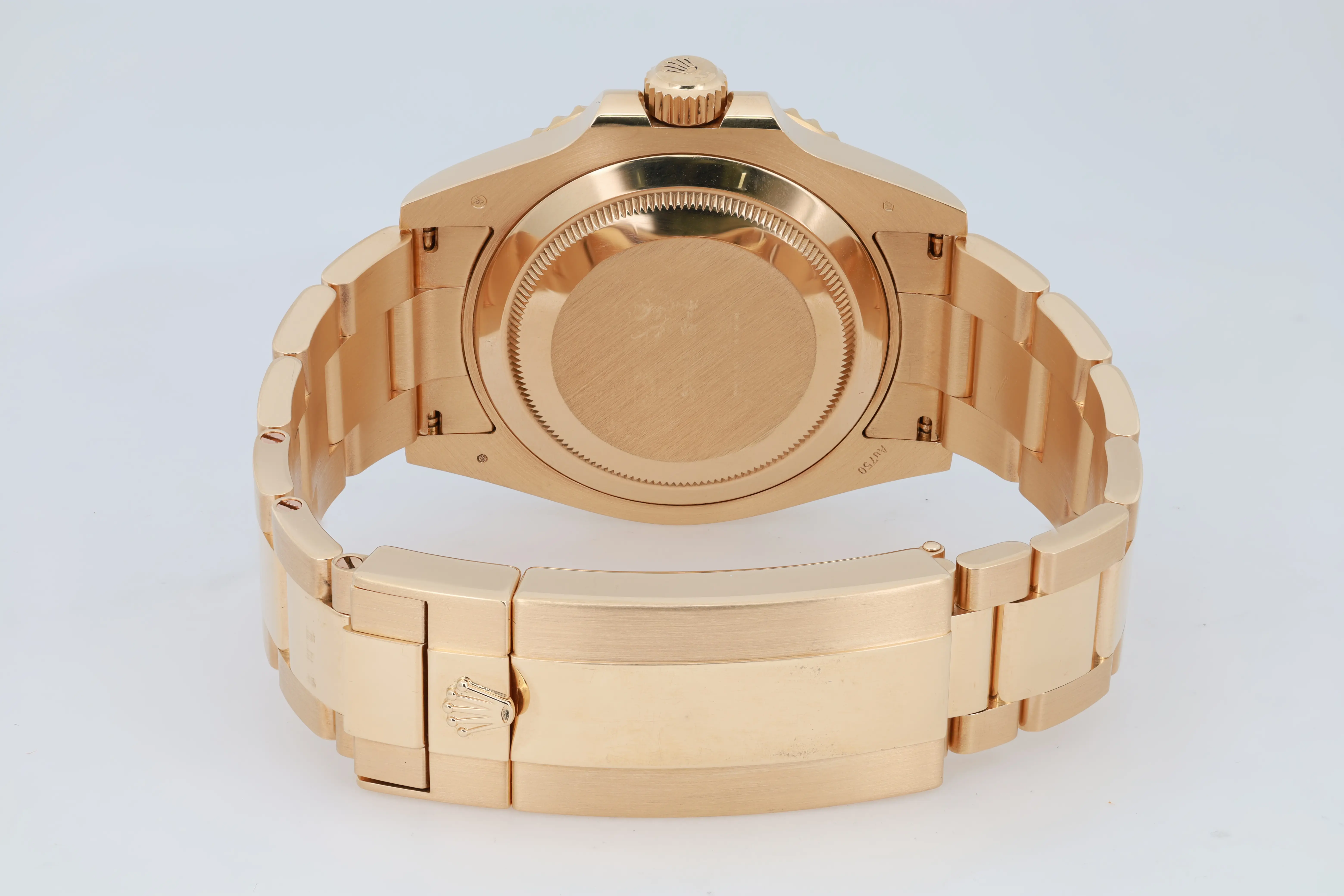 Submariner  Date Yellow Gold Blue Dial 41mm Product Image 4