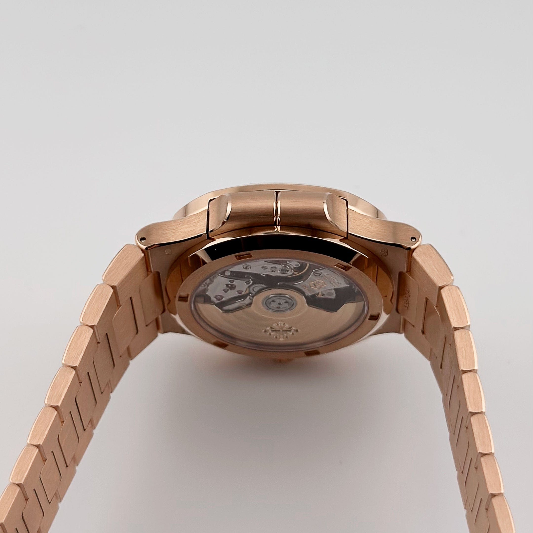 Nautilus Travel Time Rose Gold Blue Dial 40mm Product Image 5