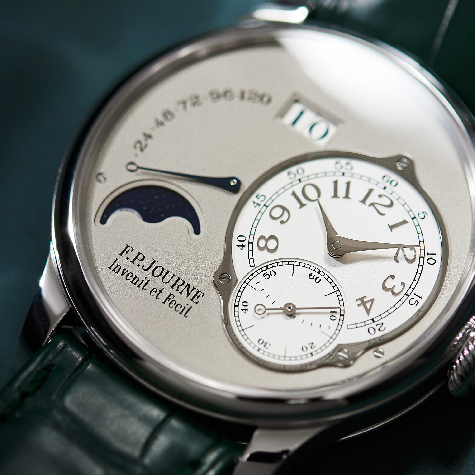 Classique Lune Platinum Silver Dial 40mm Product Image 11