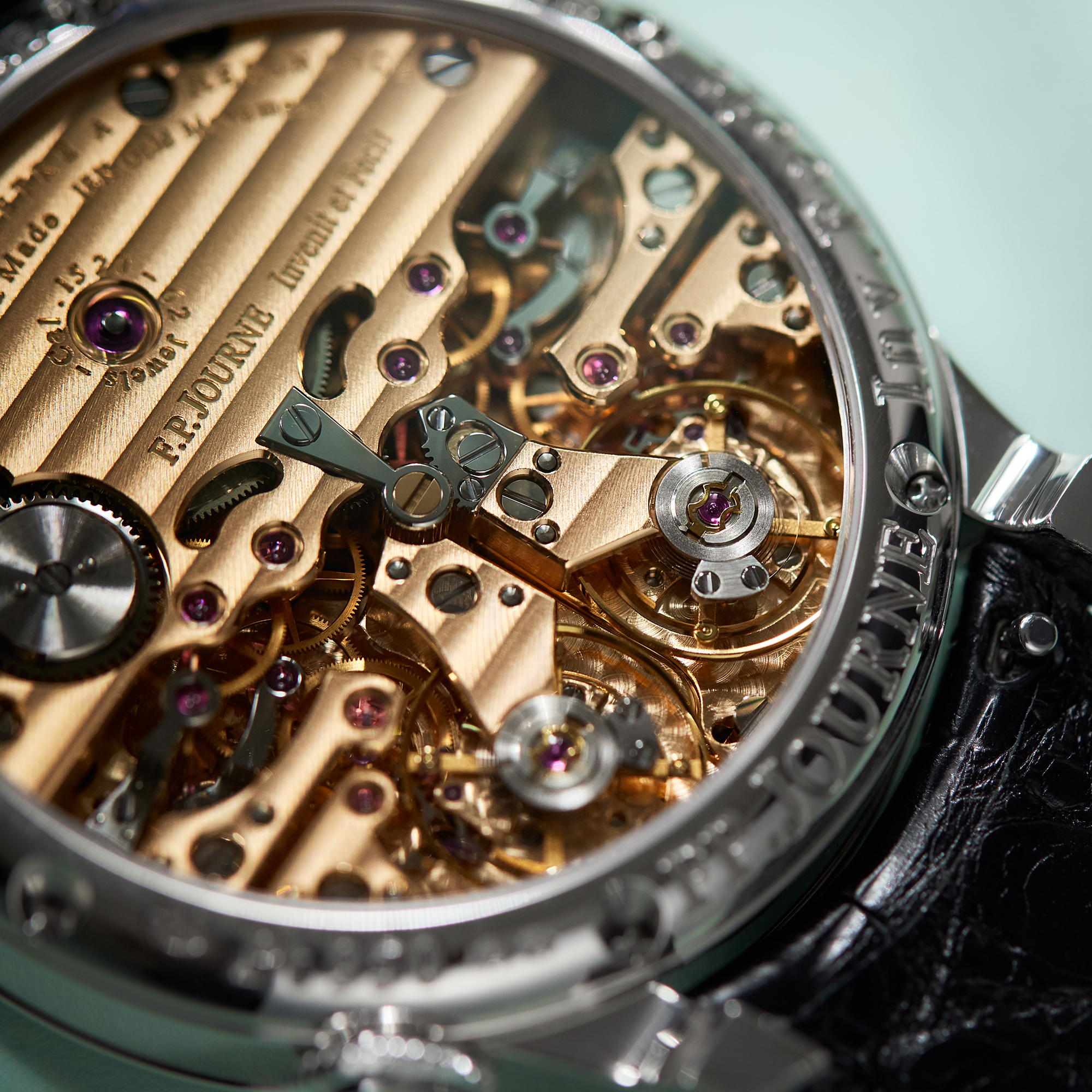 Chronomètre à Résonance Platinum Salmon Dial 40mm Product Image