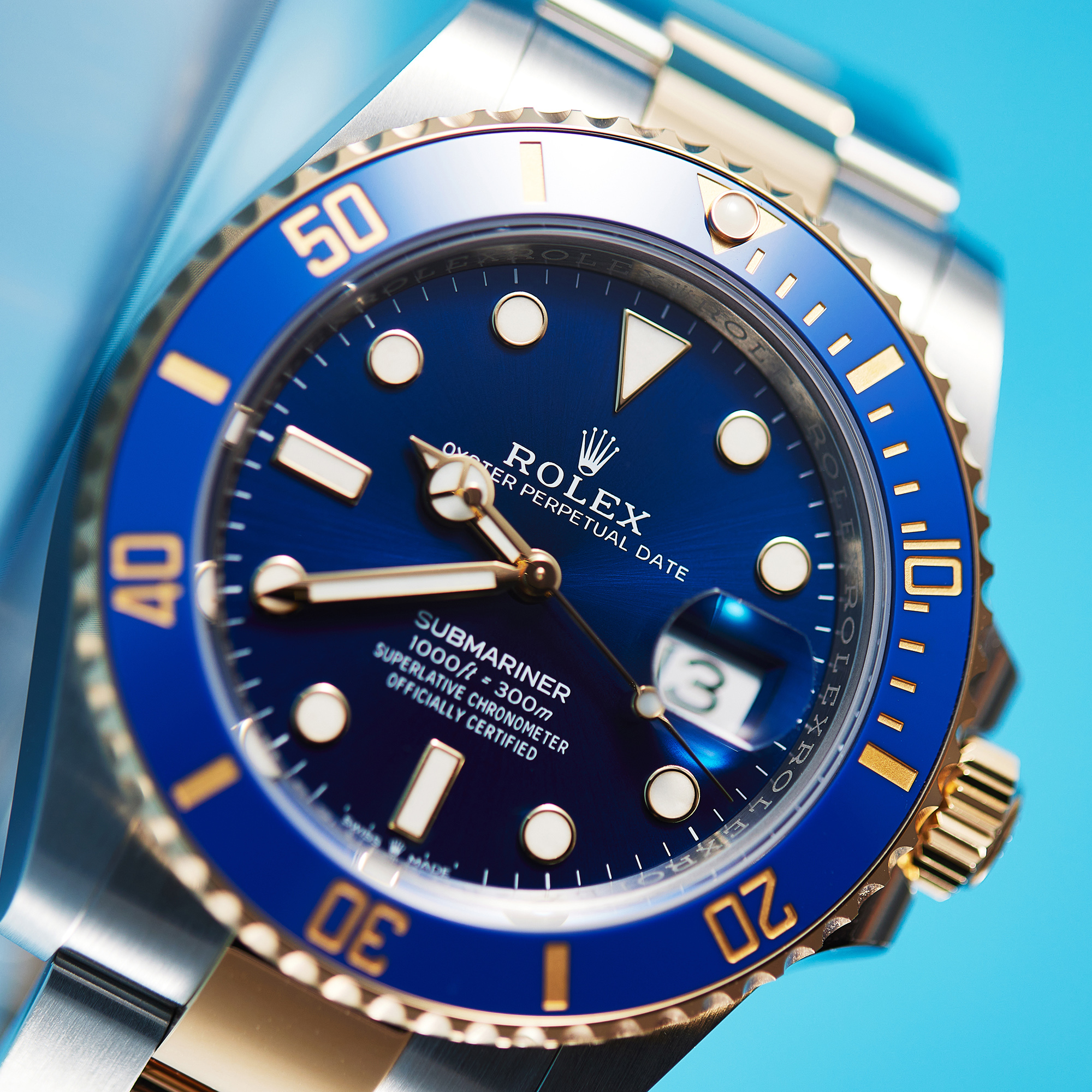 Submariner Date Yellow Gold & Steel Blue Dial 41mm Product Image