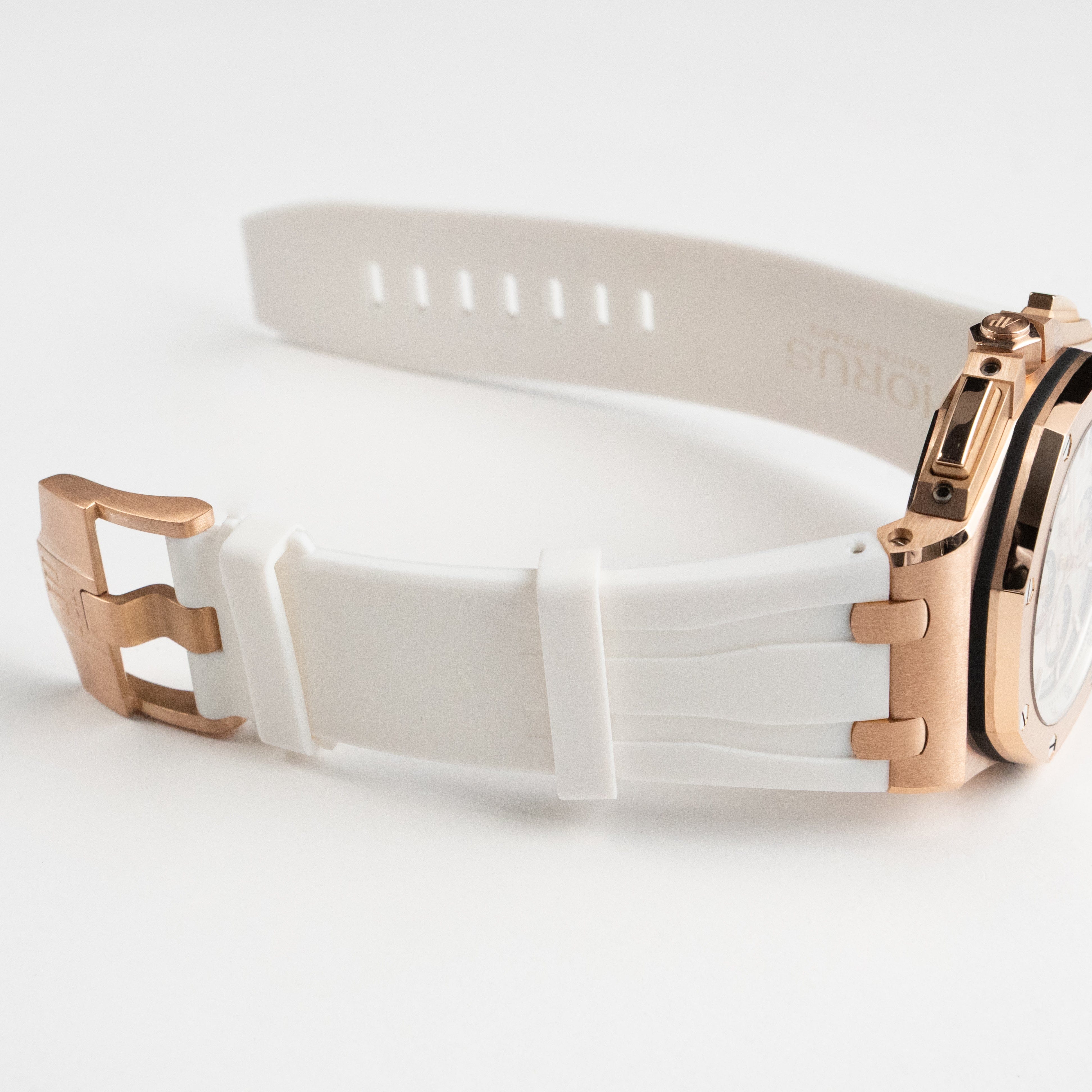 Royal Oak Offshore "Summer Edition" Rose Gold White Dial 44mm Product Image 7