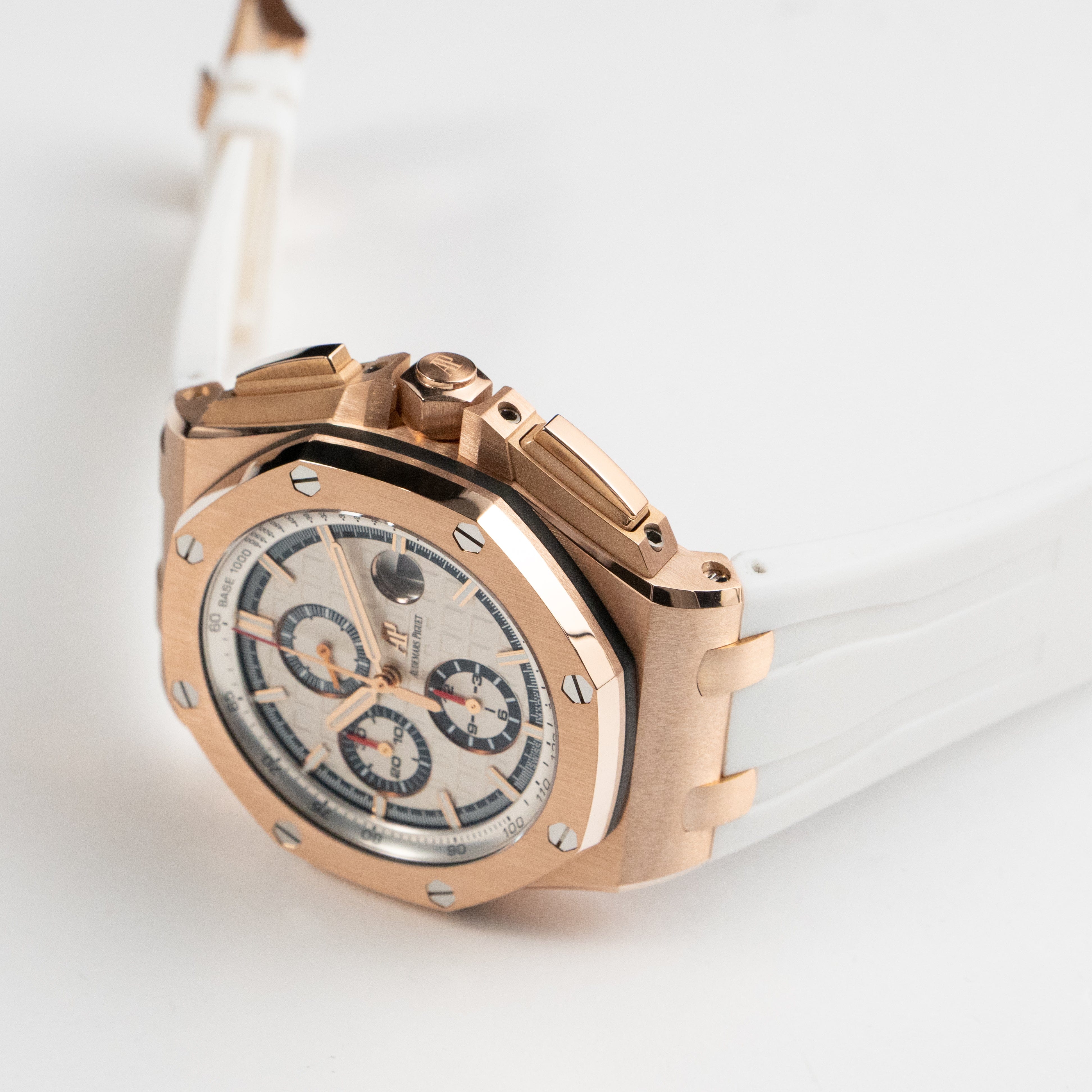 Royal Oak Offshore "Summer Edition" Rose Gold White Dial 44mm Product Image 2