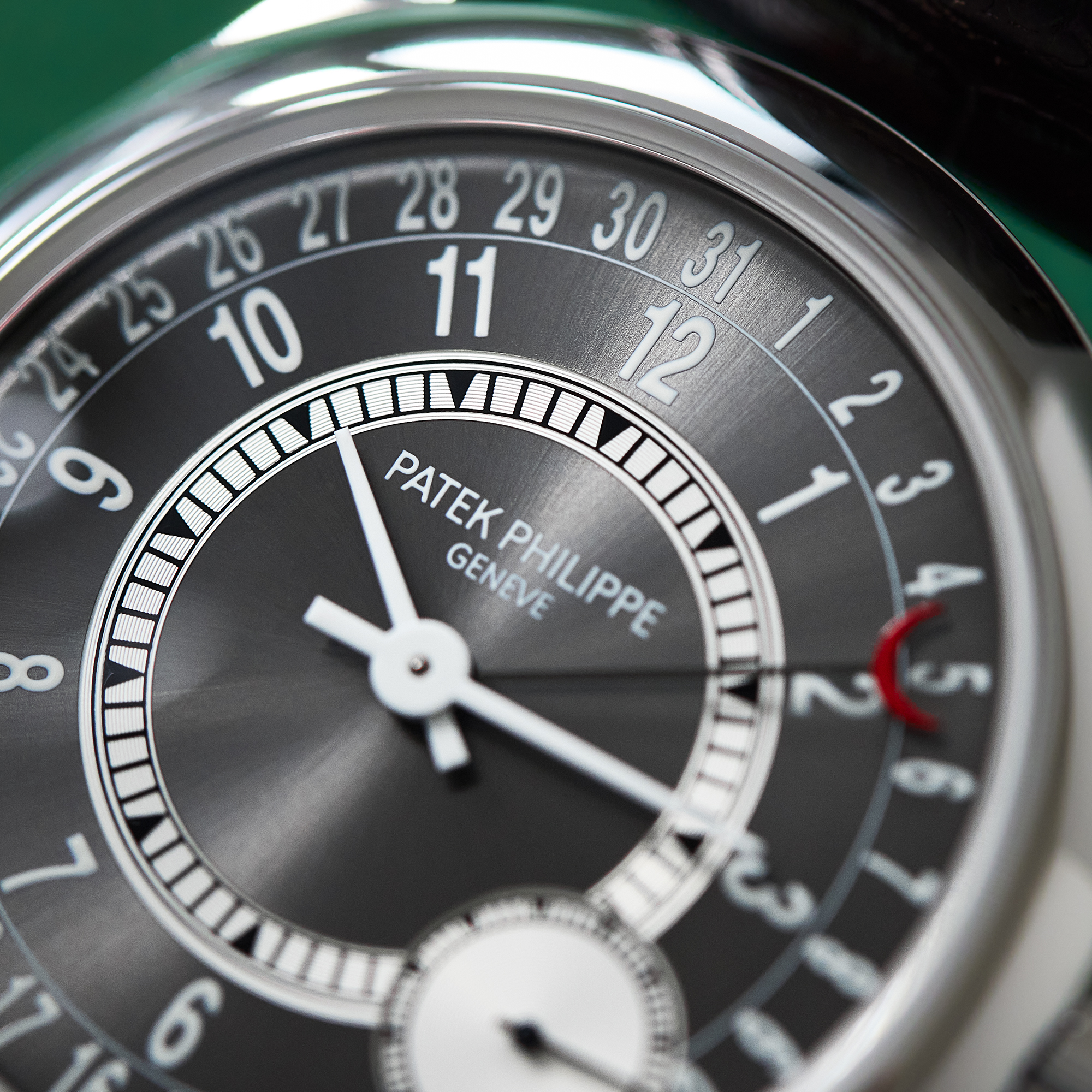 Calatrava White Gold Grey Dial 37mm Product Image 9