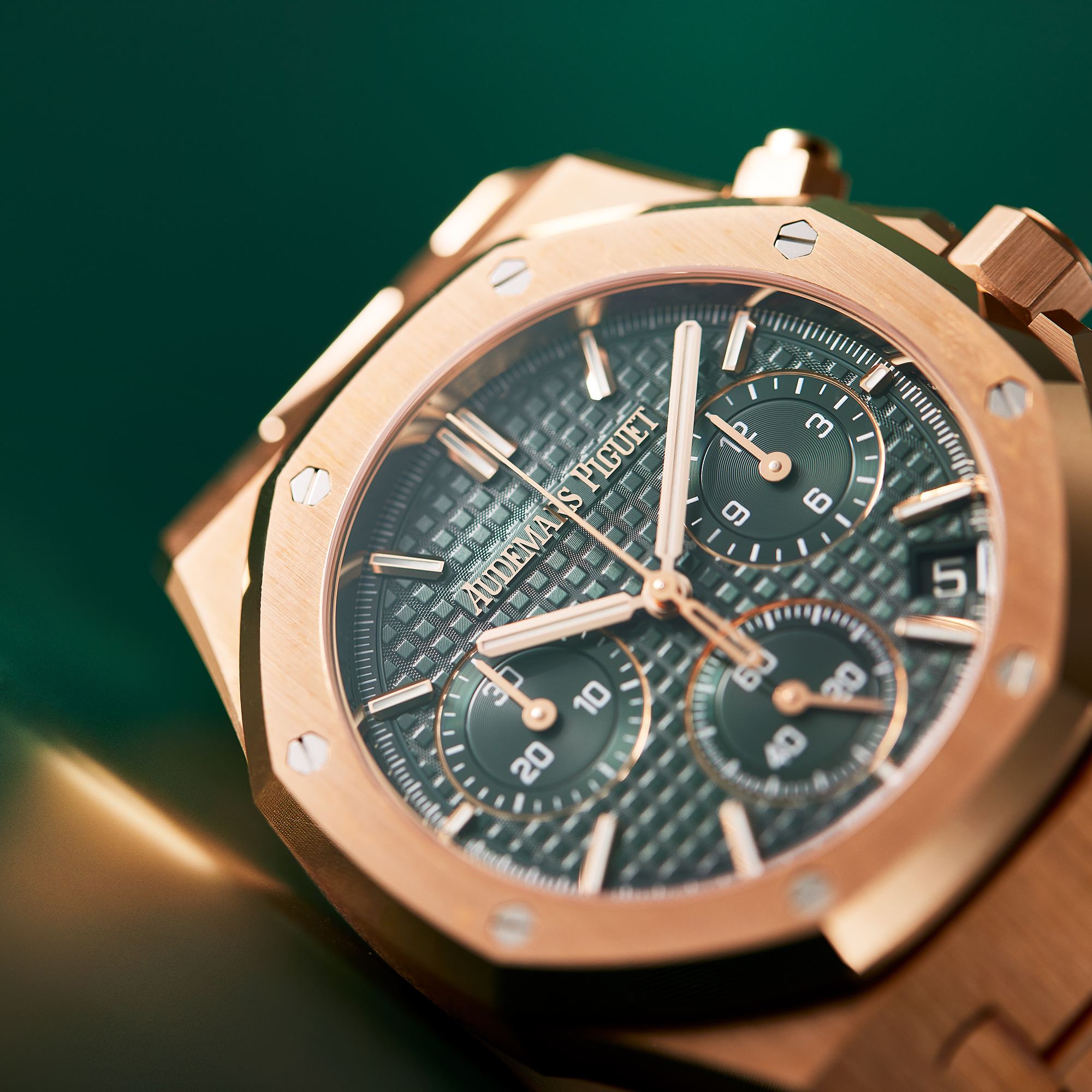 Royal Oak Chronograph "50 Anniversary" Rose Gold Green Dial 41mm Product Image 11