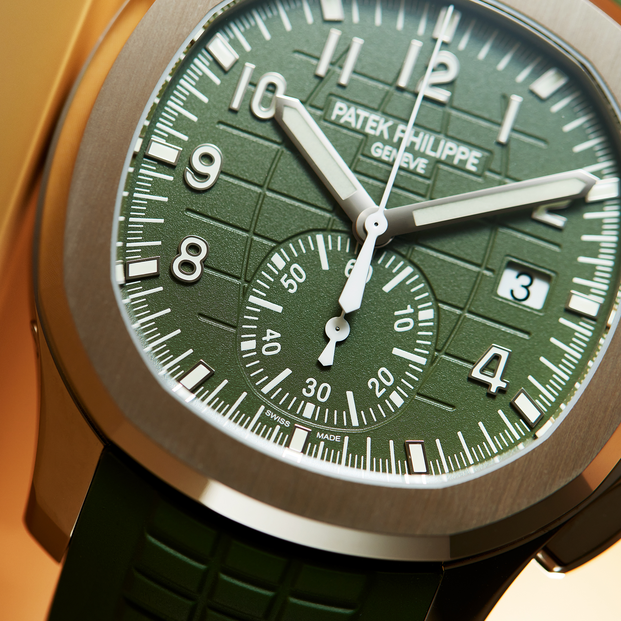 Aquanaut Chronograph White Gold Green Dial 42mm Product Image