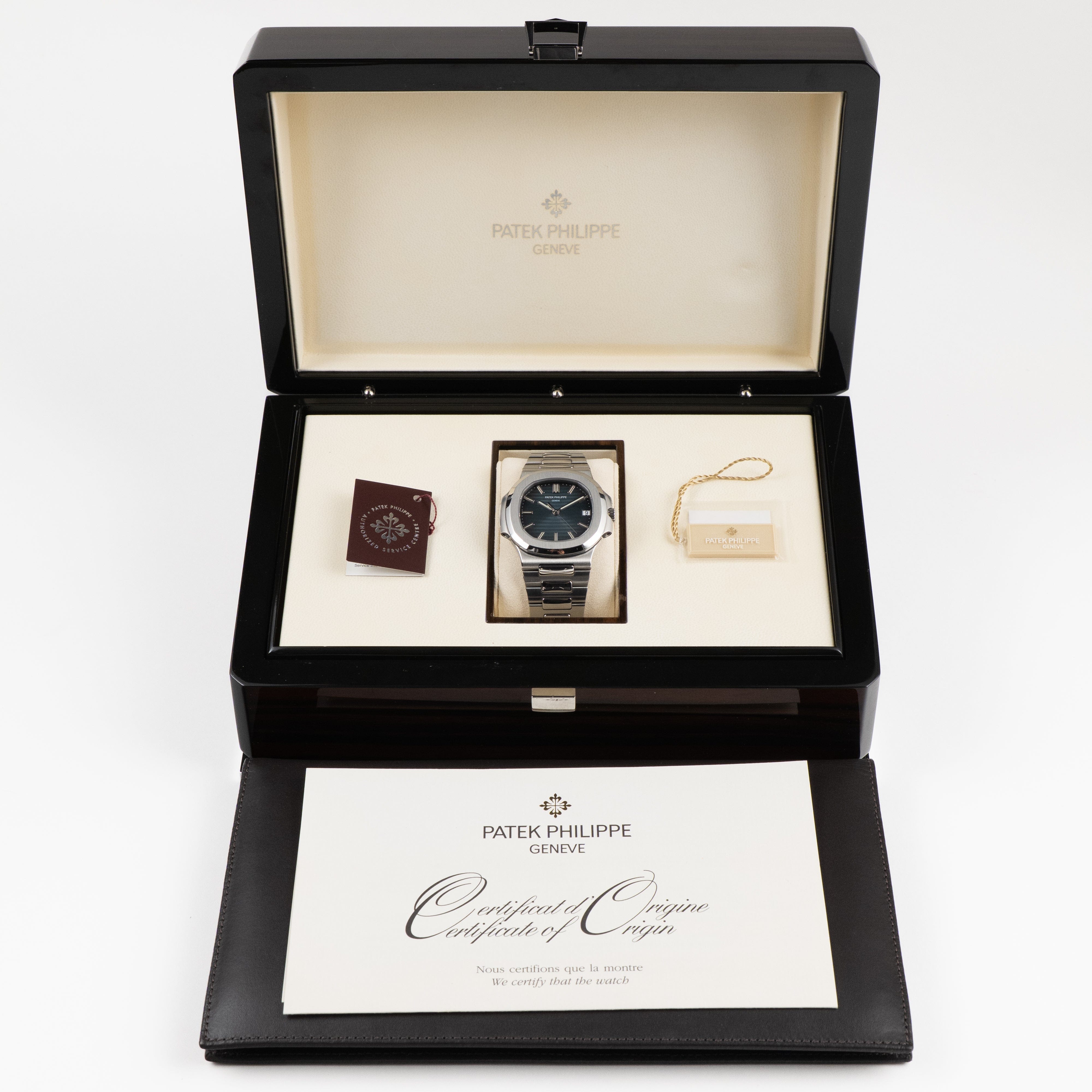 Nautilus Steel Blue Dial 40mm Product Image 10