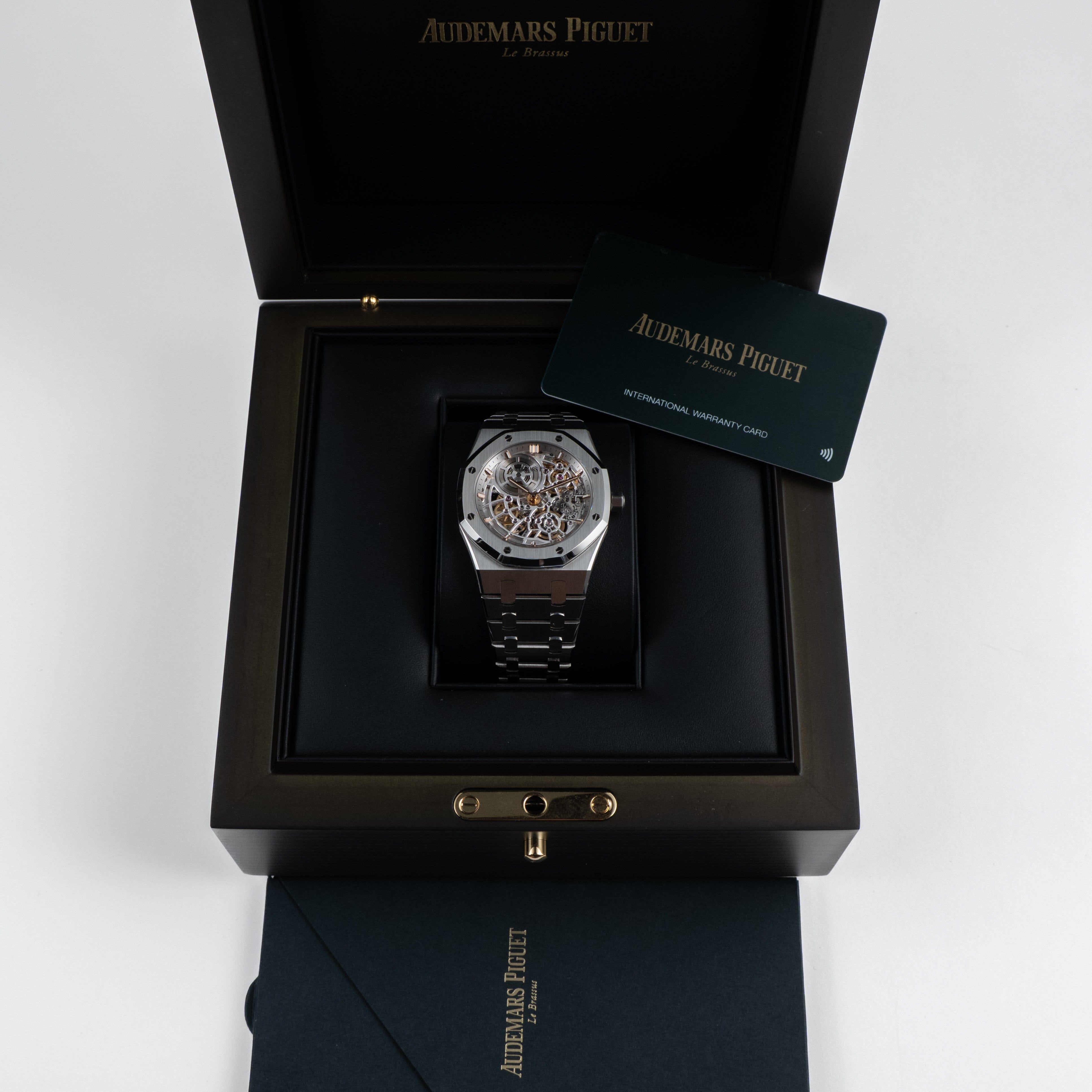 Royal Oak "Jumbo" Extra-Thin "50th Anniversary" Openworked Steel 39mm Product Image 10