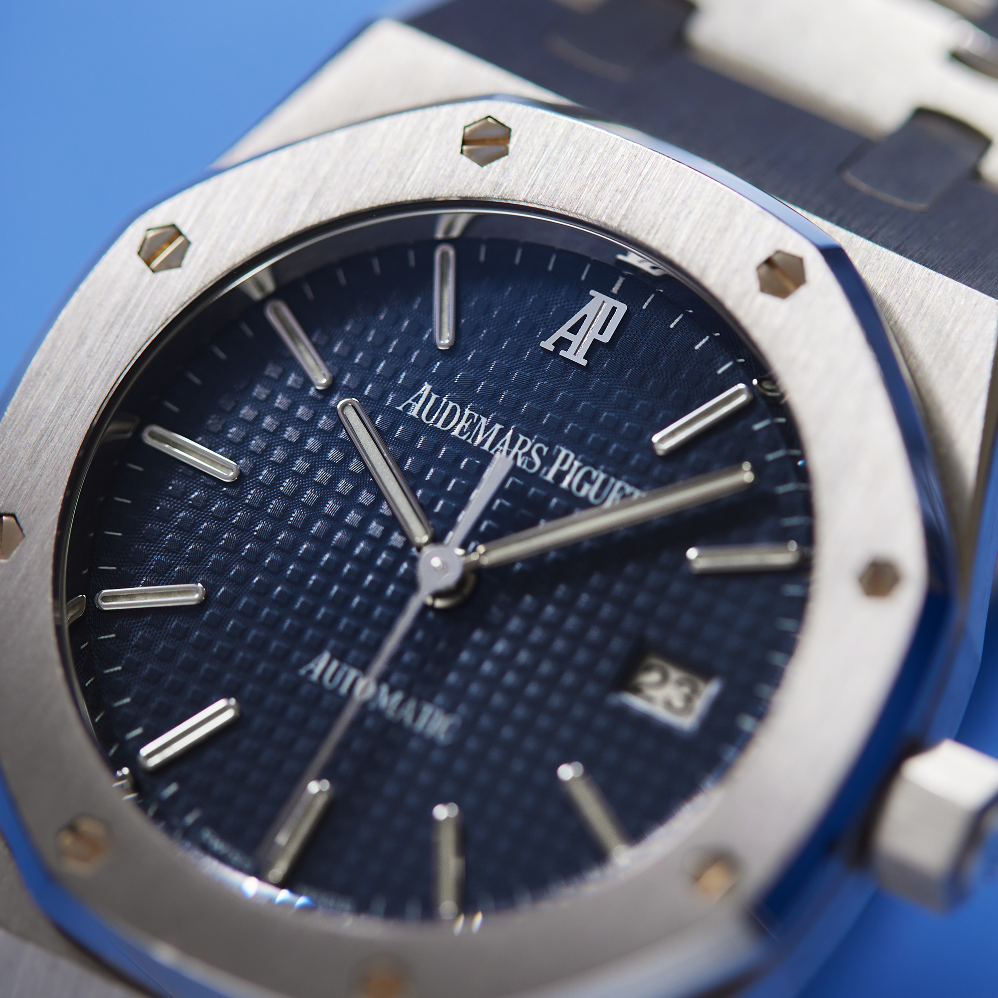 Royal Oak Mid-Size Steel Blue Dial 33mm Product Image