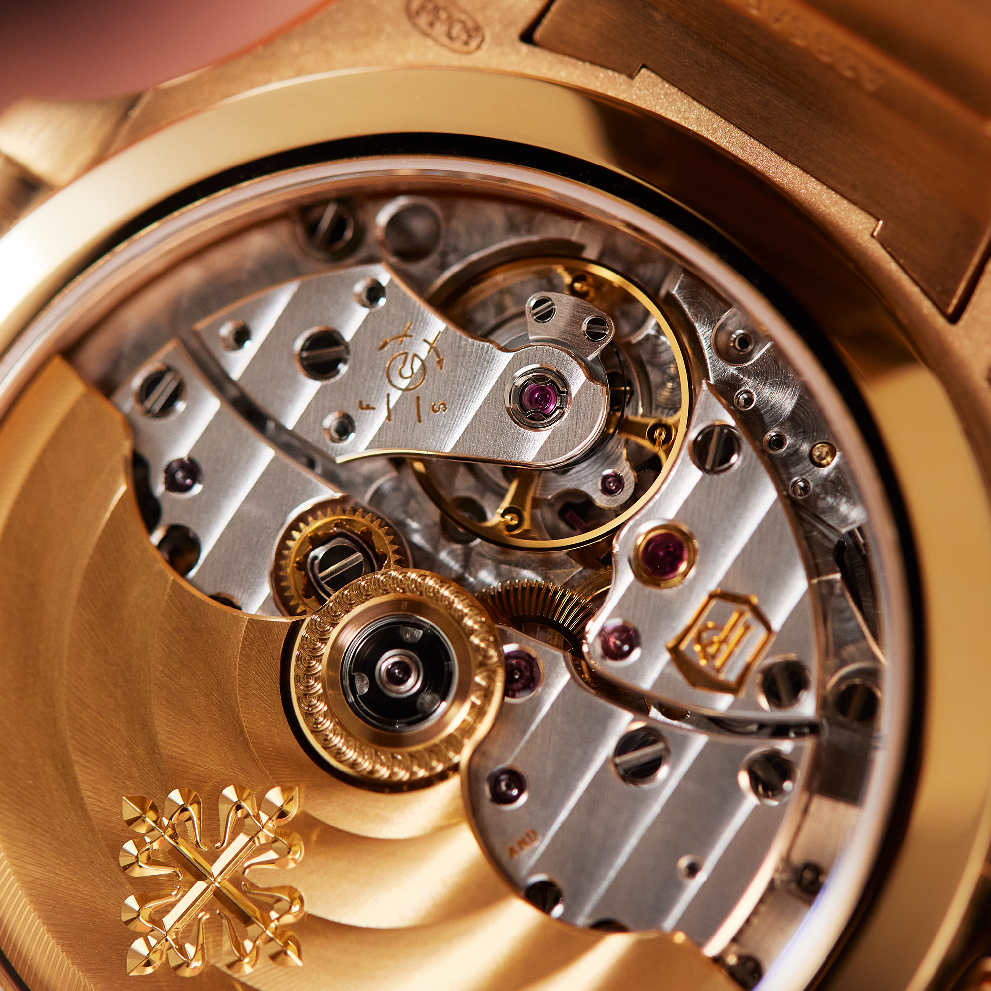 Nautilus Rose Gold Diamond White Dial 35mm Product Image 9