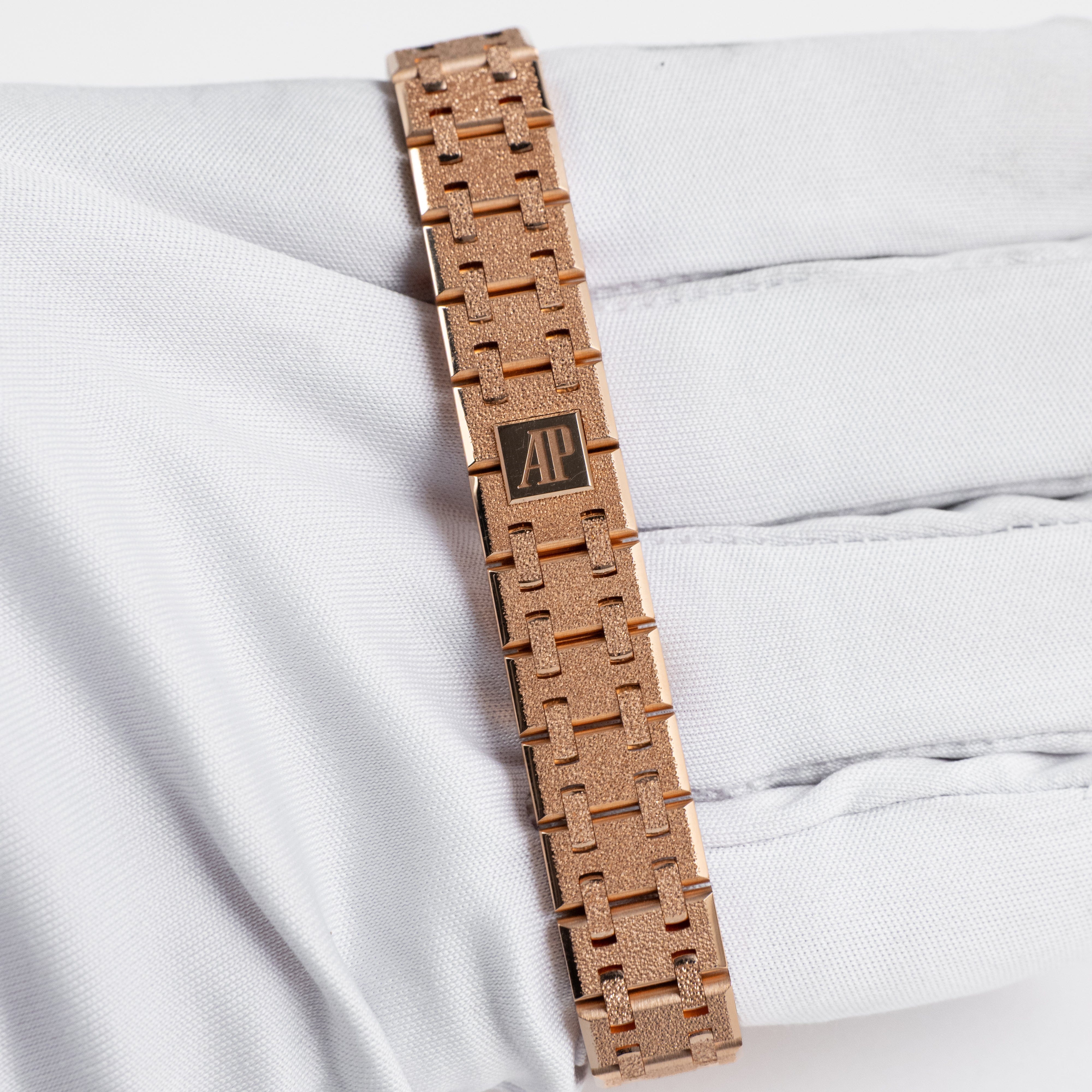 Royal Oak Mini Frosted Rose Gold Pink Dial 23mm Product Image 9