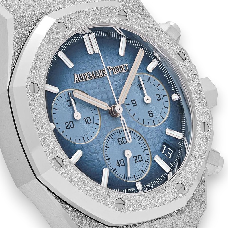 Royal Oak Chronograph Frosted White Gold Blue Dial 41mm Product Image 3