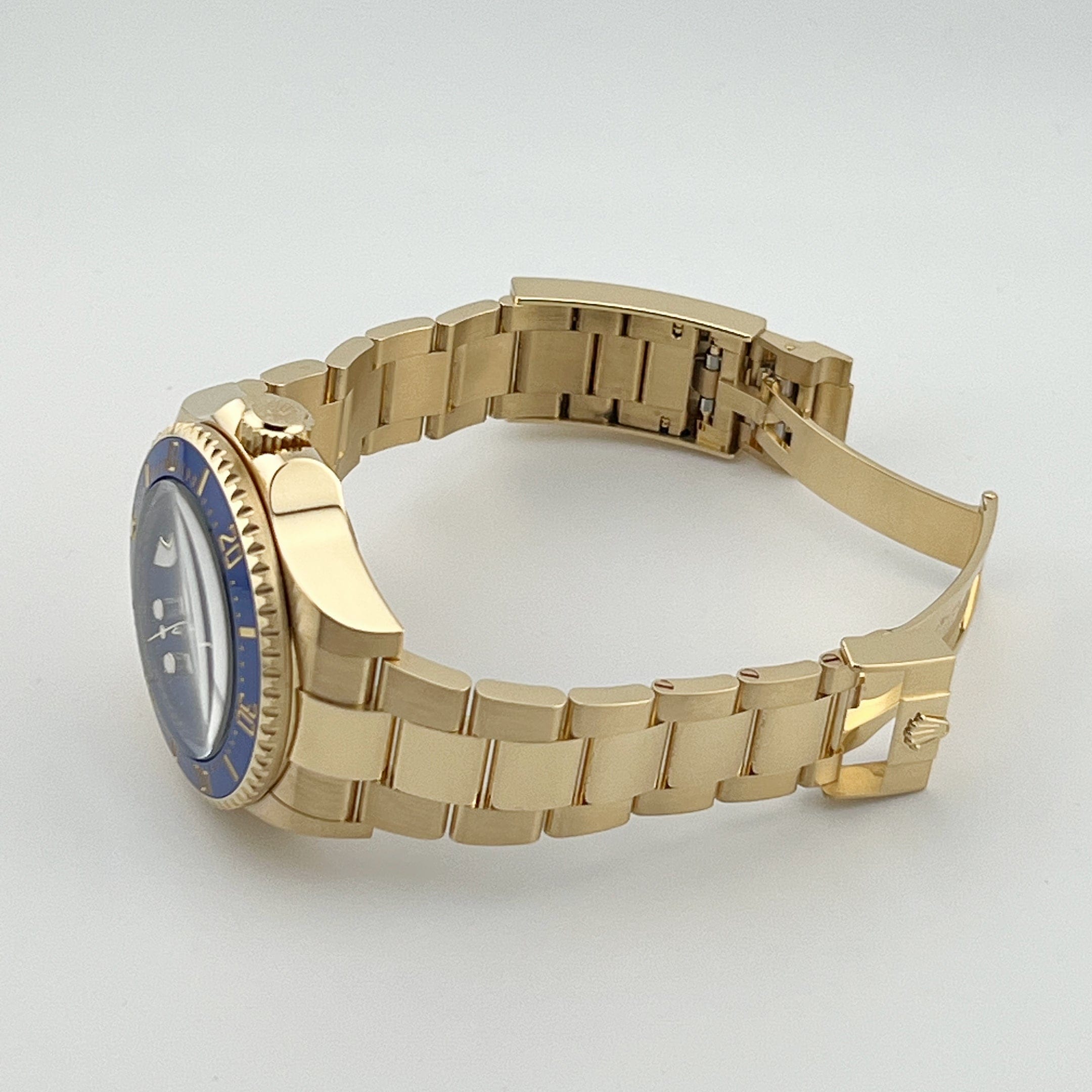 Sea-Dweller Deepsea Yellow Gold Blue Dial 44mm Product Image 5