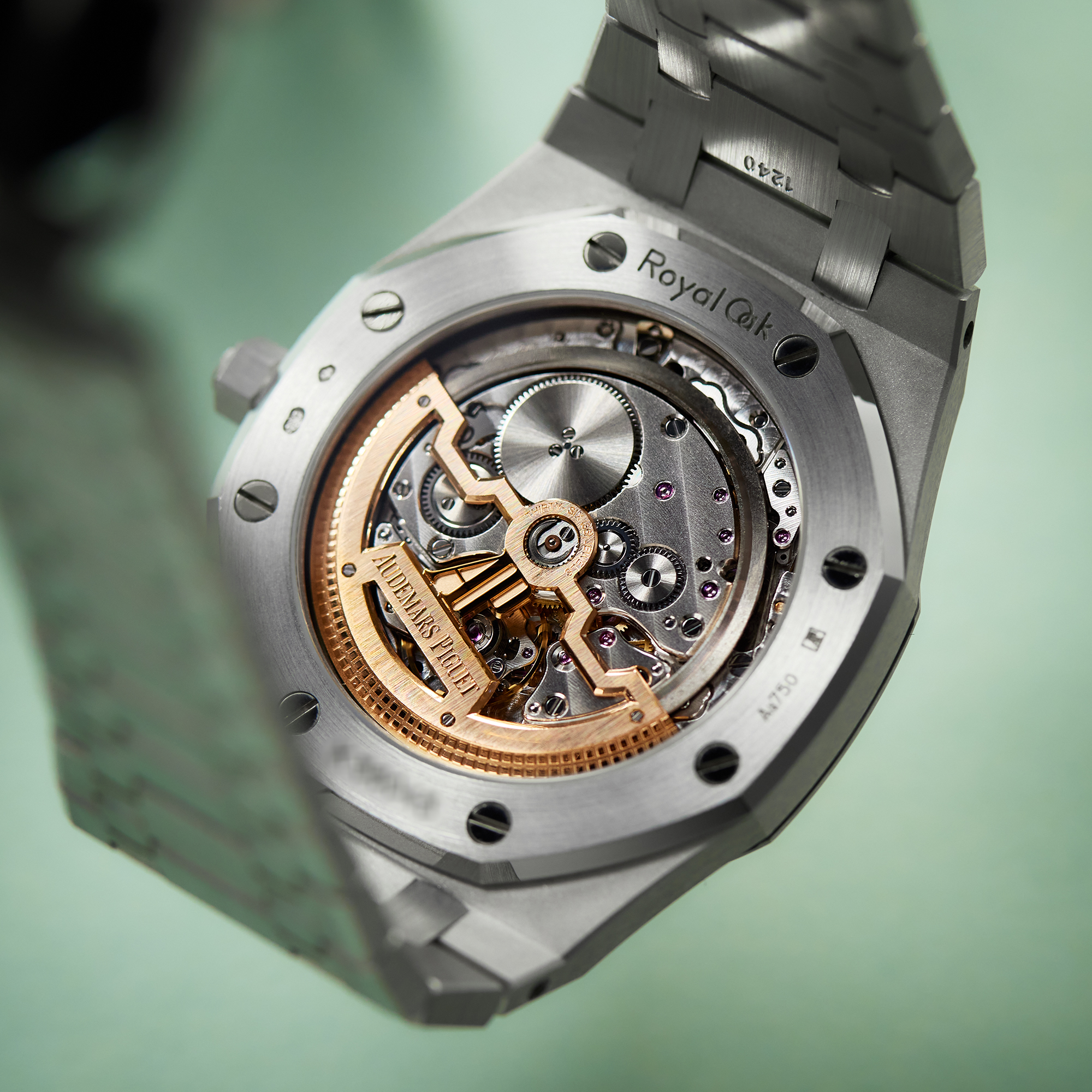 Royal Oak White Gold Salmon Dial 39mm Product Image