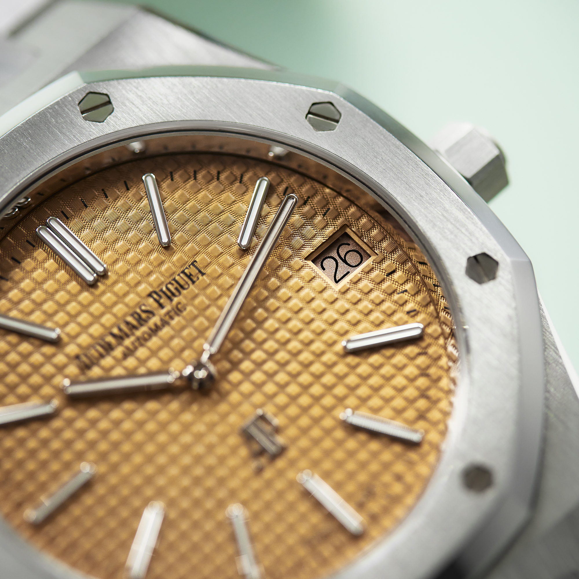 Royal Oak White Gold Salmon Dial 39mm Product Image