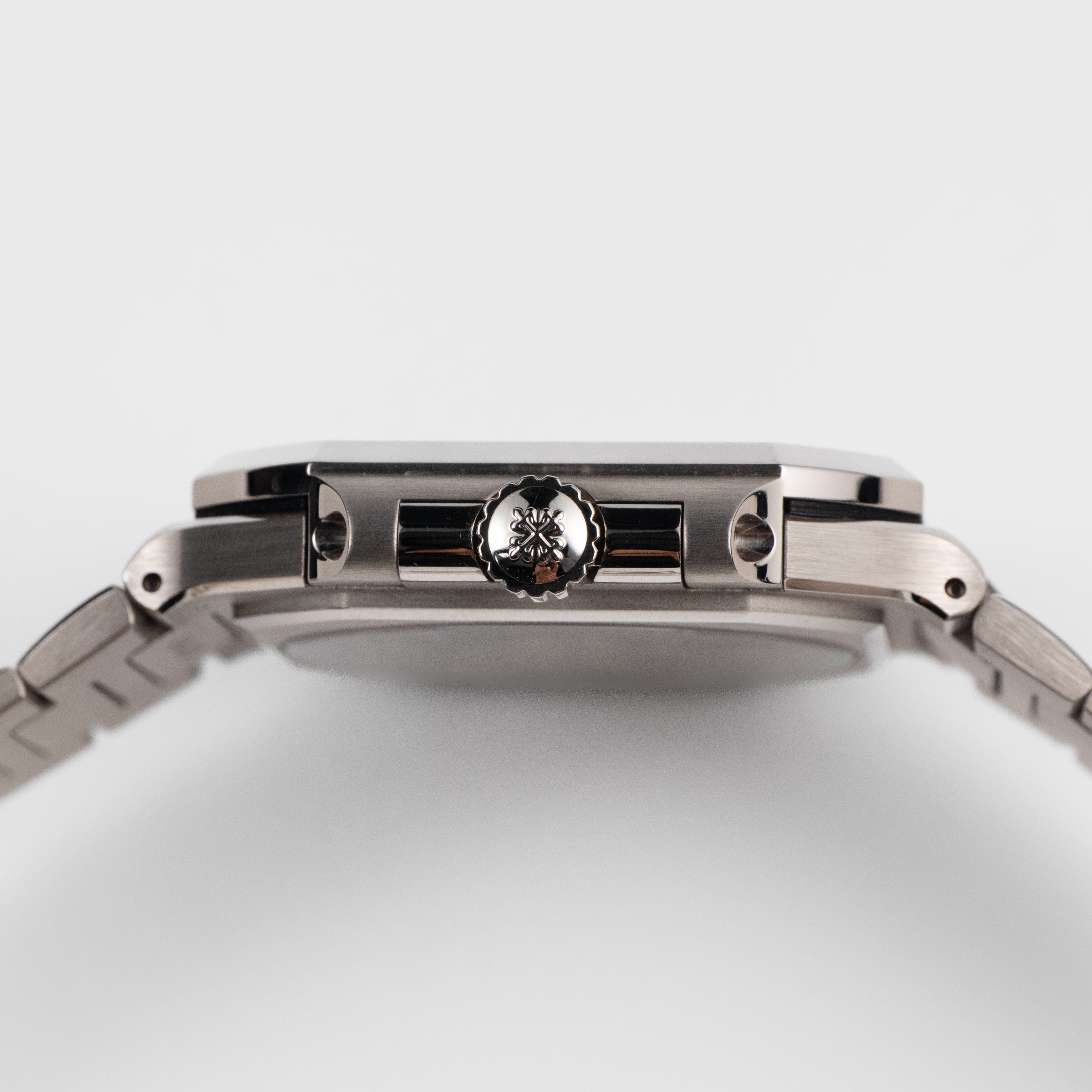 Cubitus White Gold Blue Dial 40mm Product Image 4