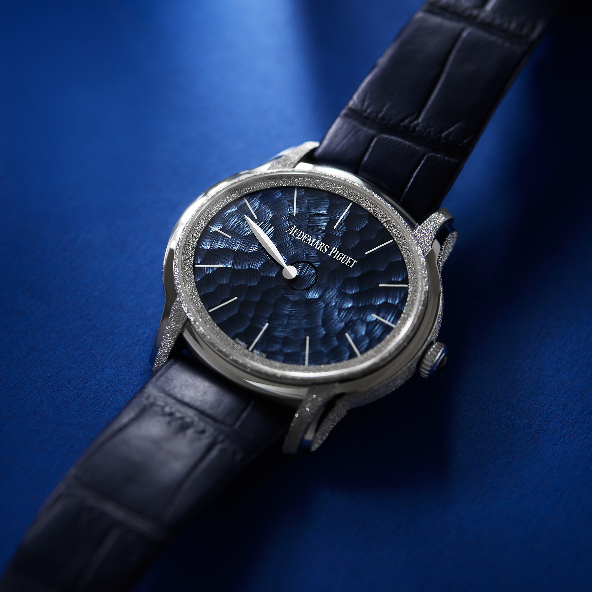 Millenary Philosophique Frosted White Gold Blue Dial 40mm Product Image 11
