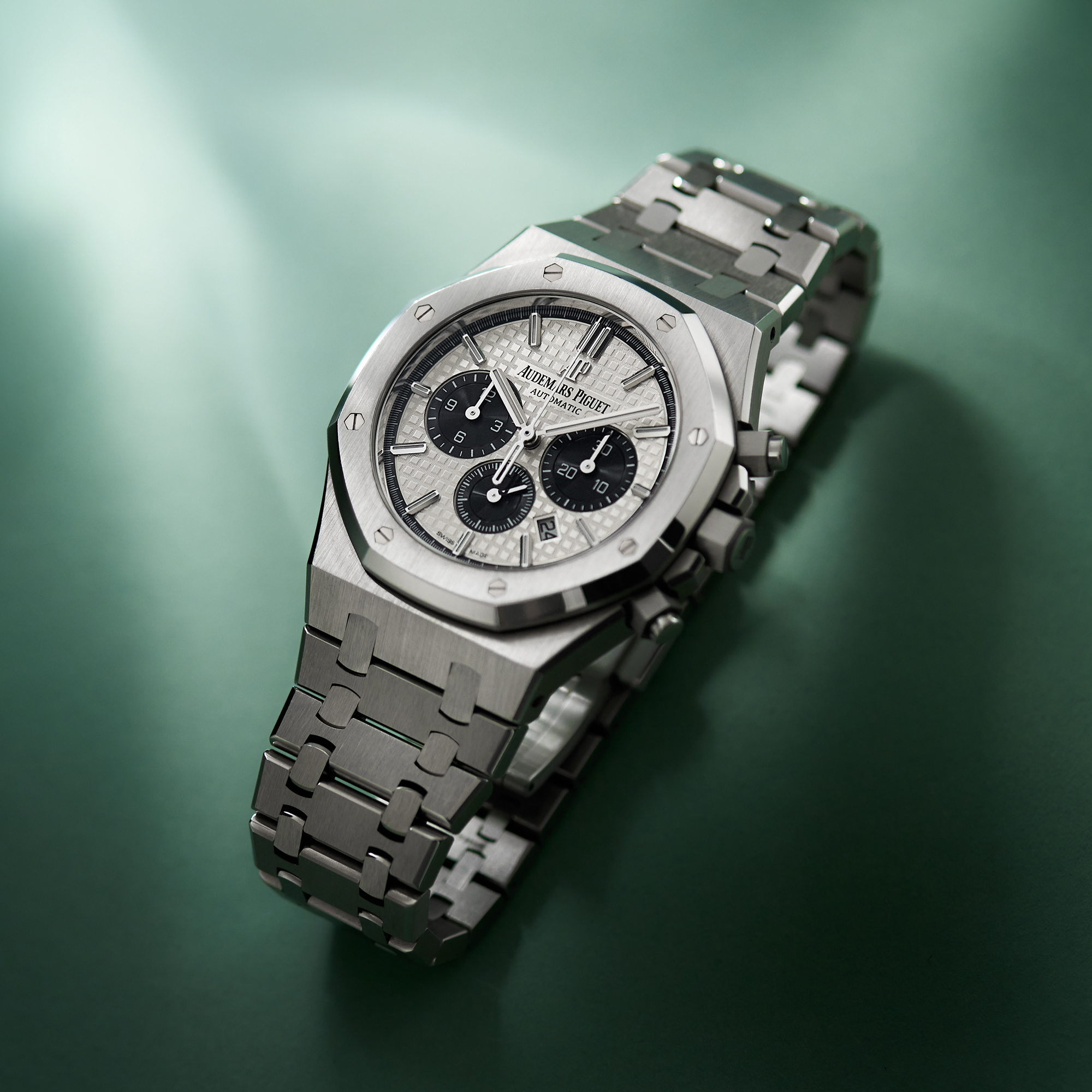 Royal Oak Selfwinding Chronograph Steel Silver Dial 41mm Product Image 12