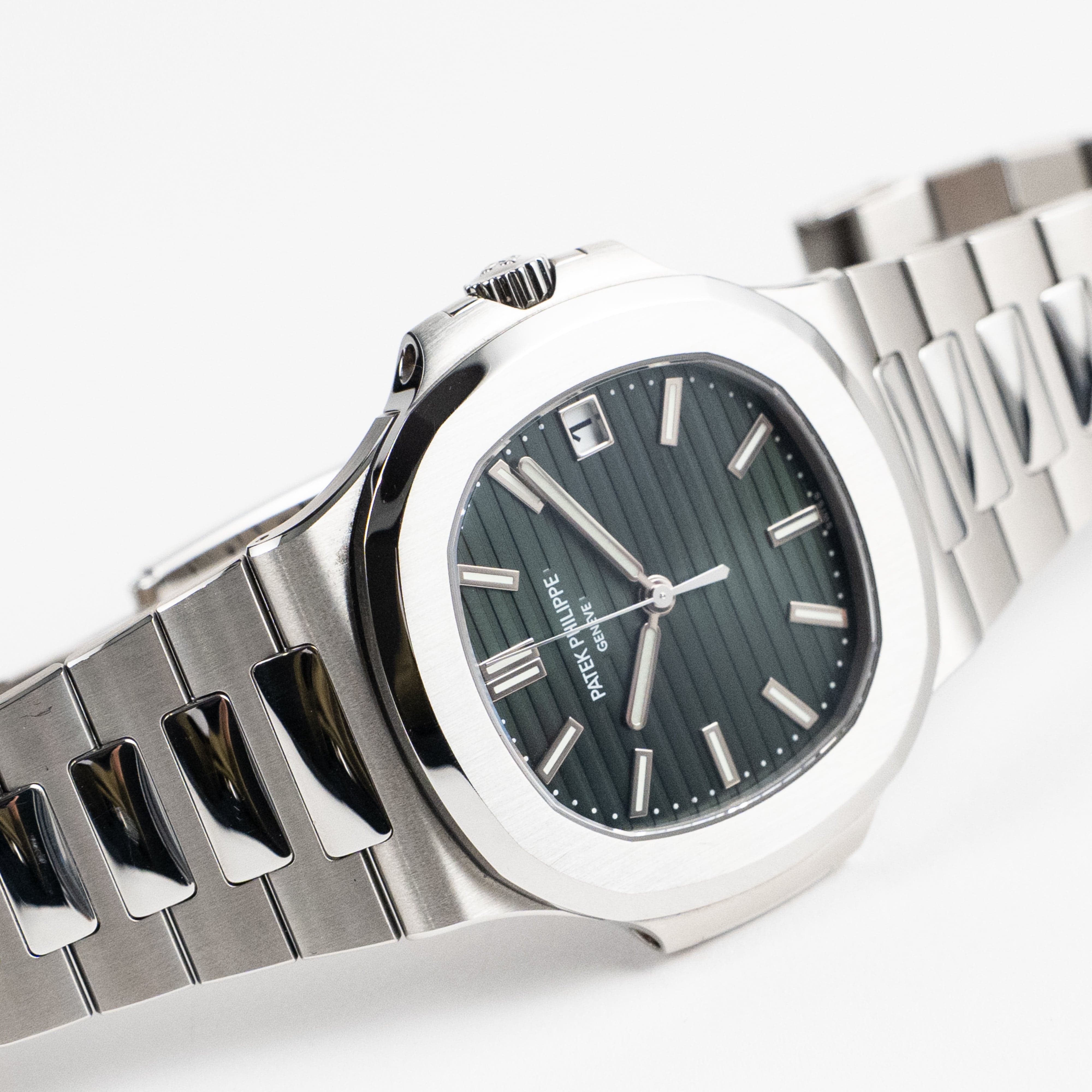 Nautilus Steel Green Dial 40mm Product Image 3