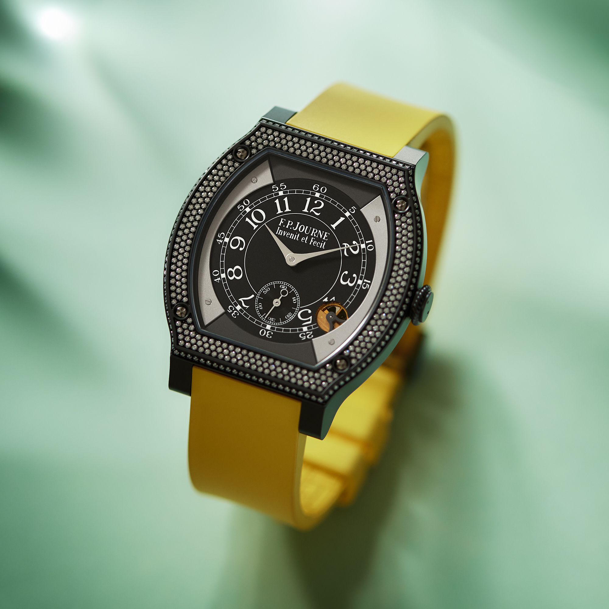 Élégante Titanium Diamond Black Dial 48mm Product Image