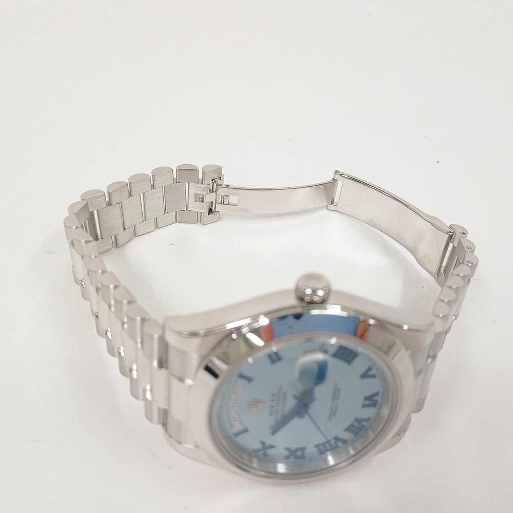 Day-Date II Platinum Blue Dial 41mm Product Image 3