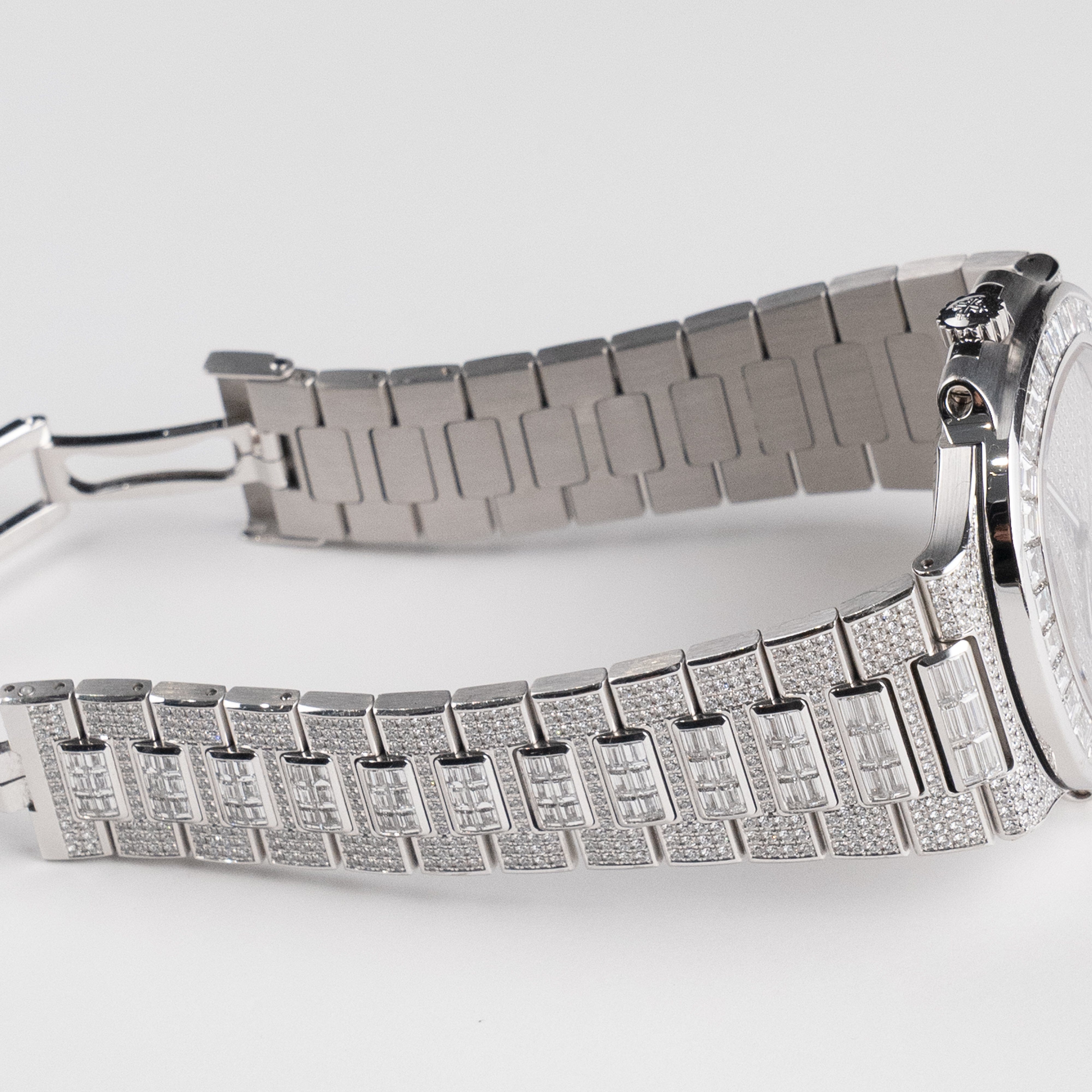 Nautilus White Gold Diamond Pave Dial 40mm Product Image 6